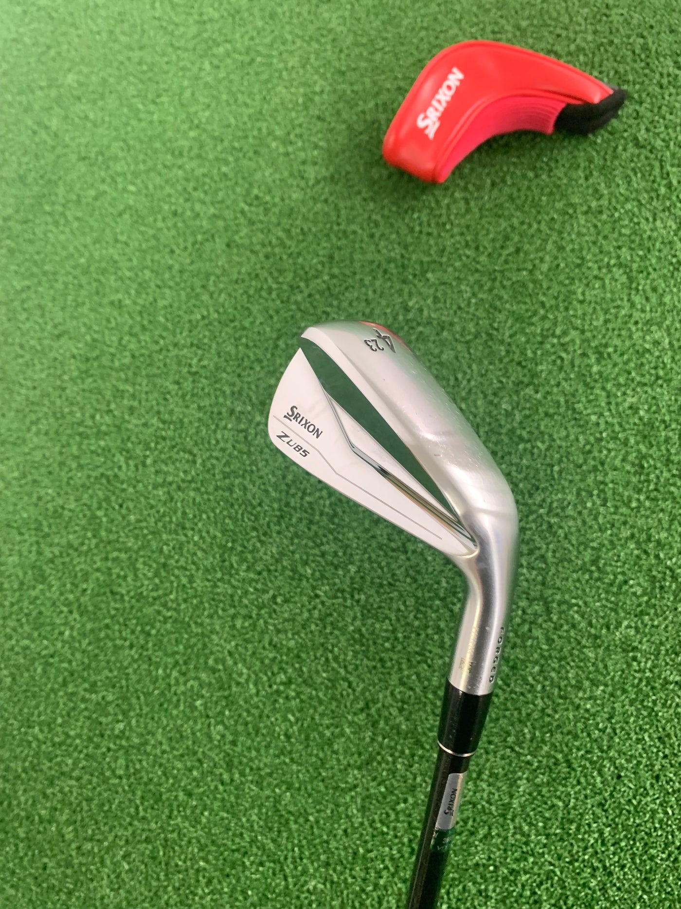 Srixon Z-U85 23* 4 Utility Iron (Stiff)