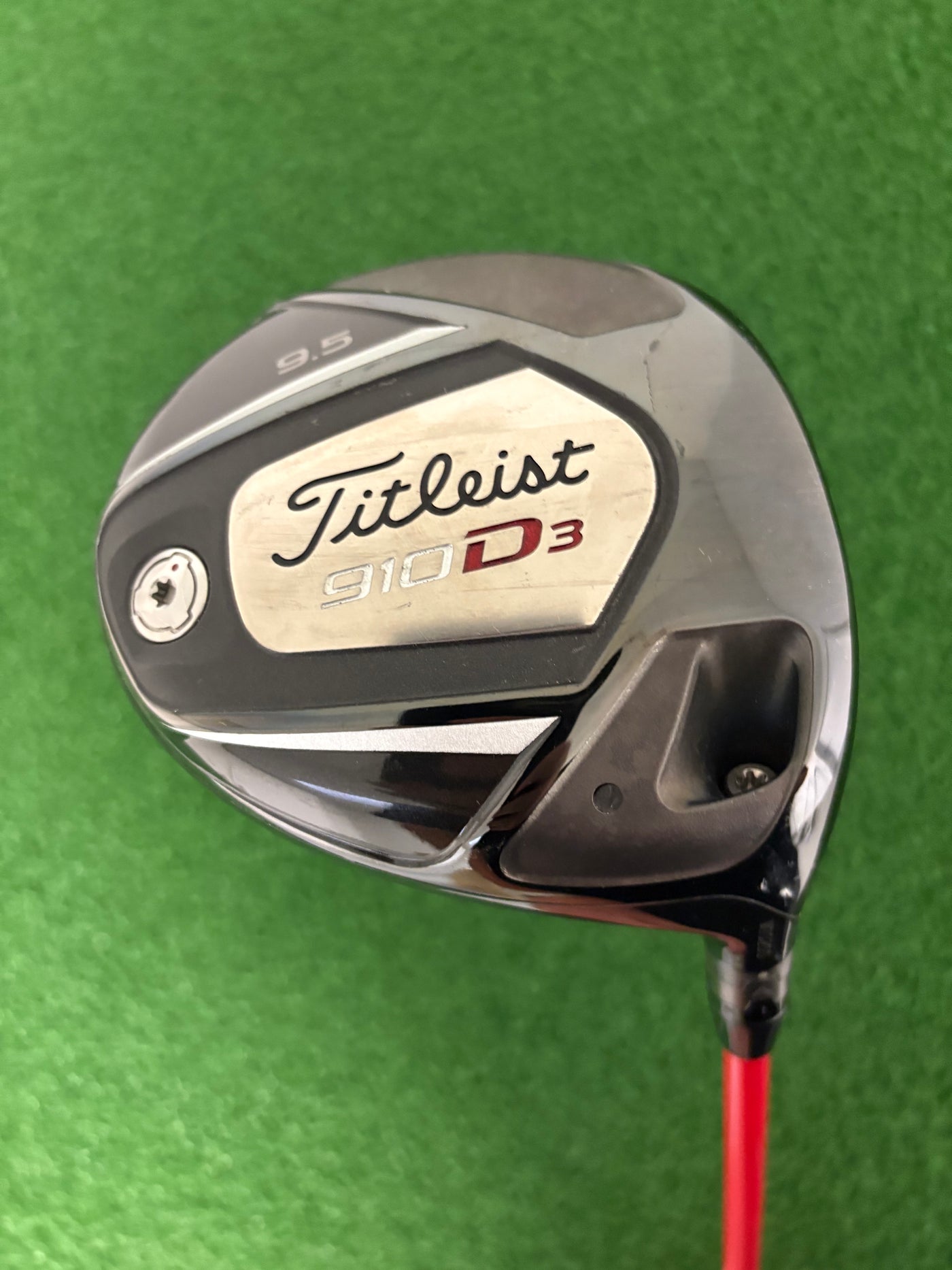 Titleist 910D3 9.5* (Stiff)