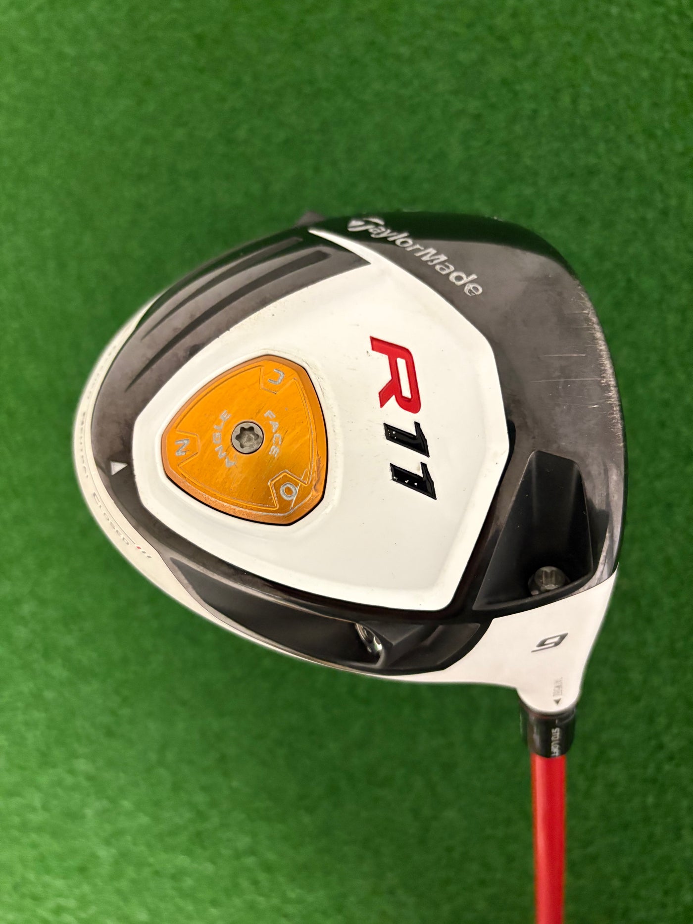 Taylormade R11 9.0* (Stiff)