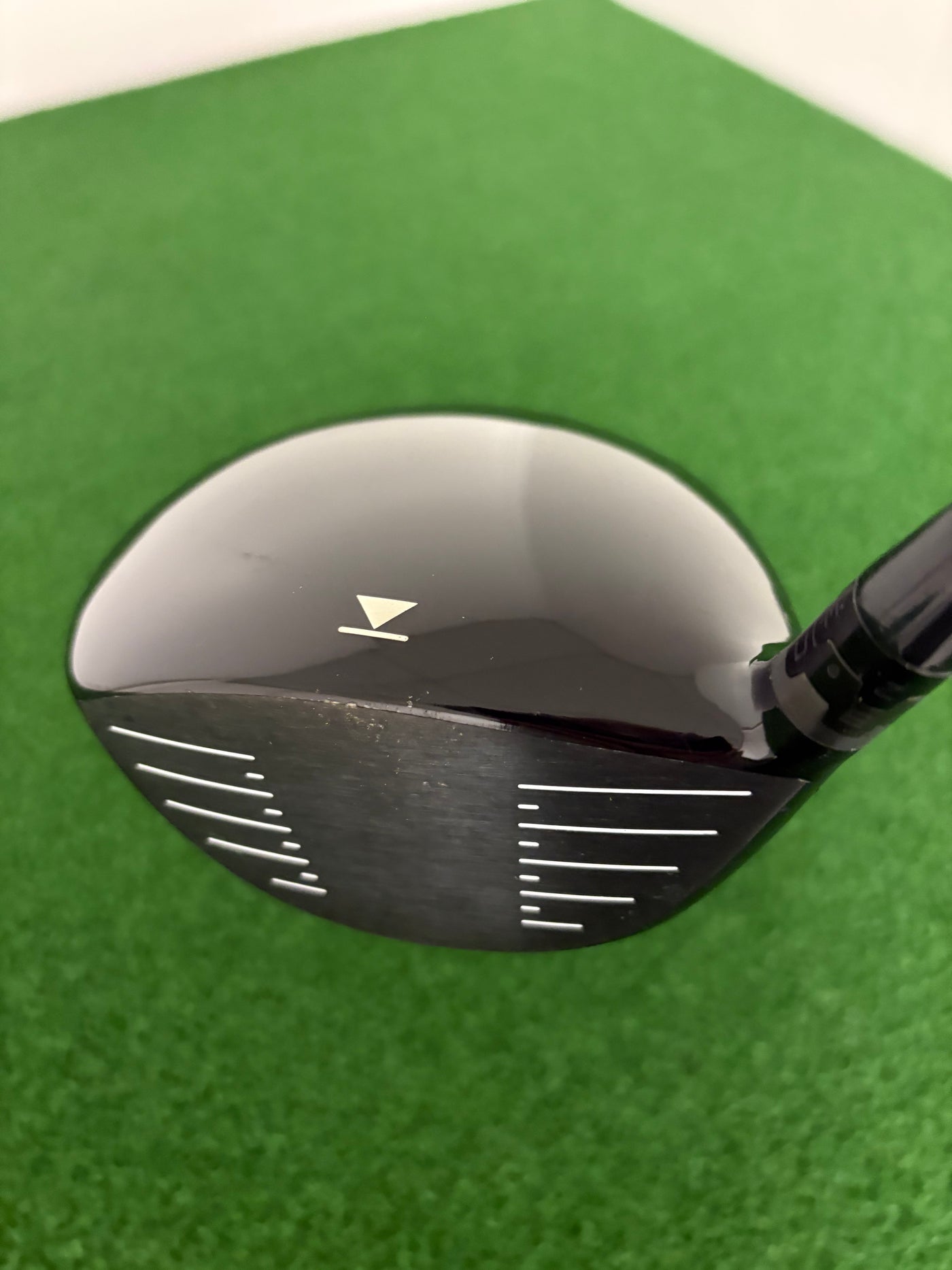 Titleist 910D2 9.5* (Stiff)