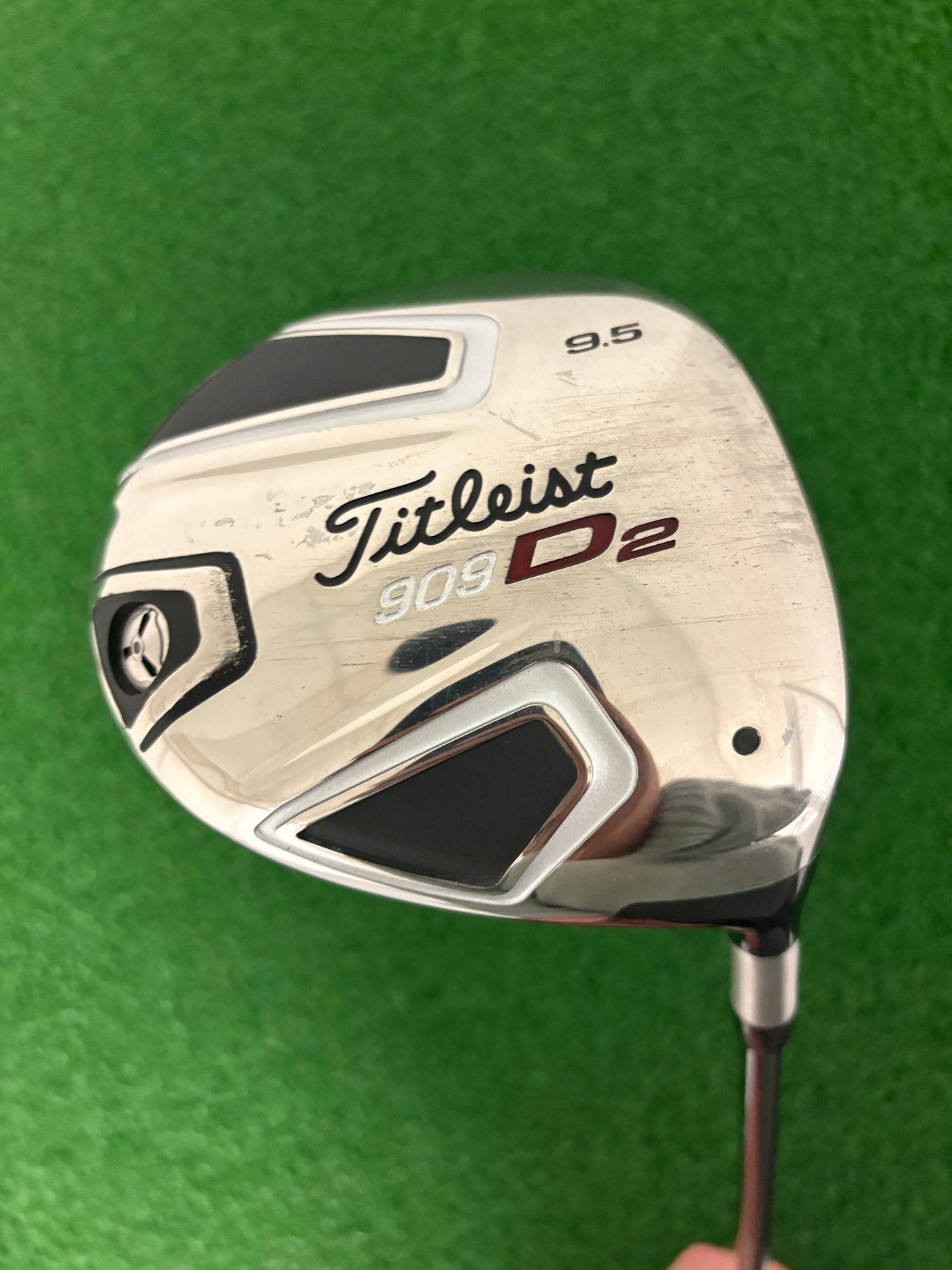 Titleist 909D2 9.5* (Stiff)