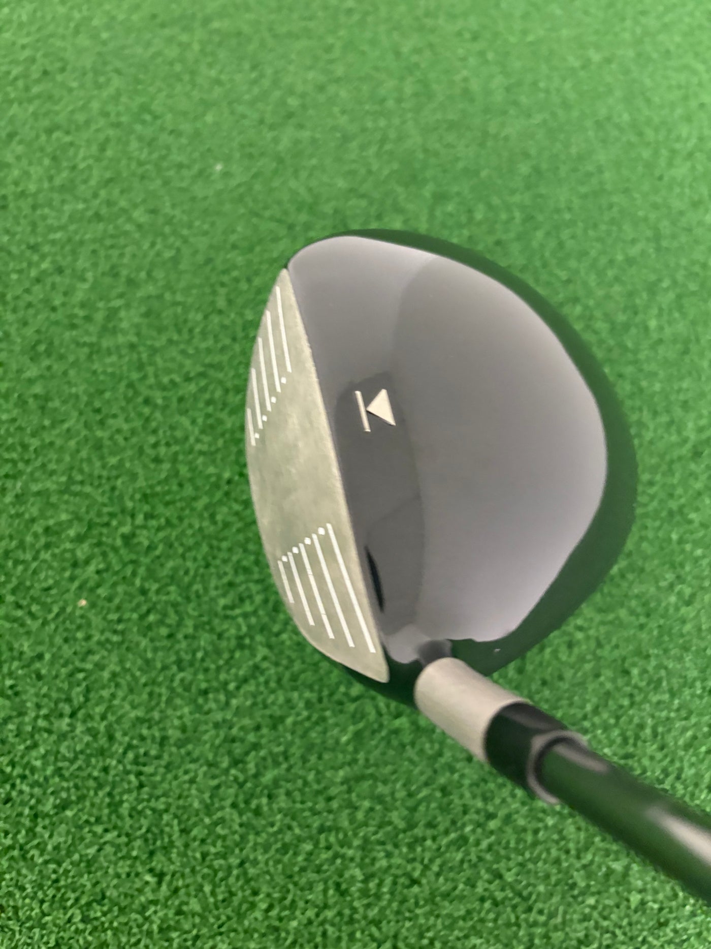 Titleist 909D2 9.5* (Stiff)