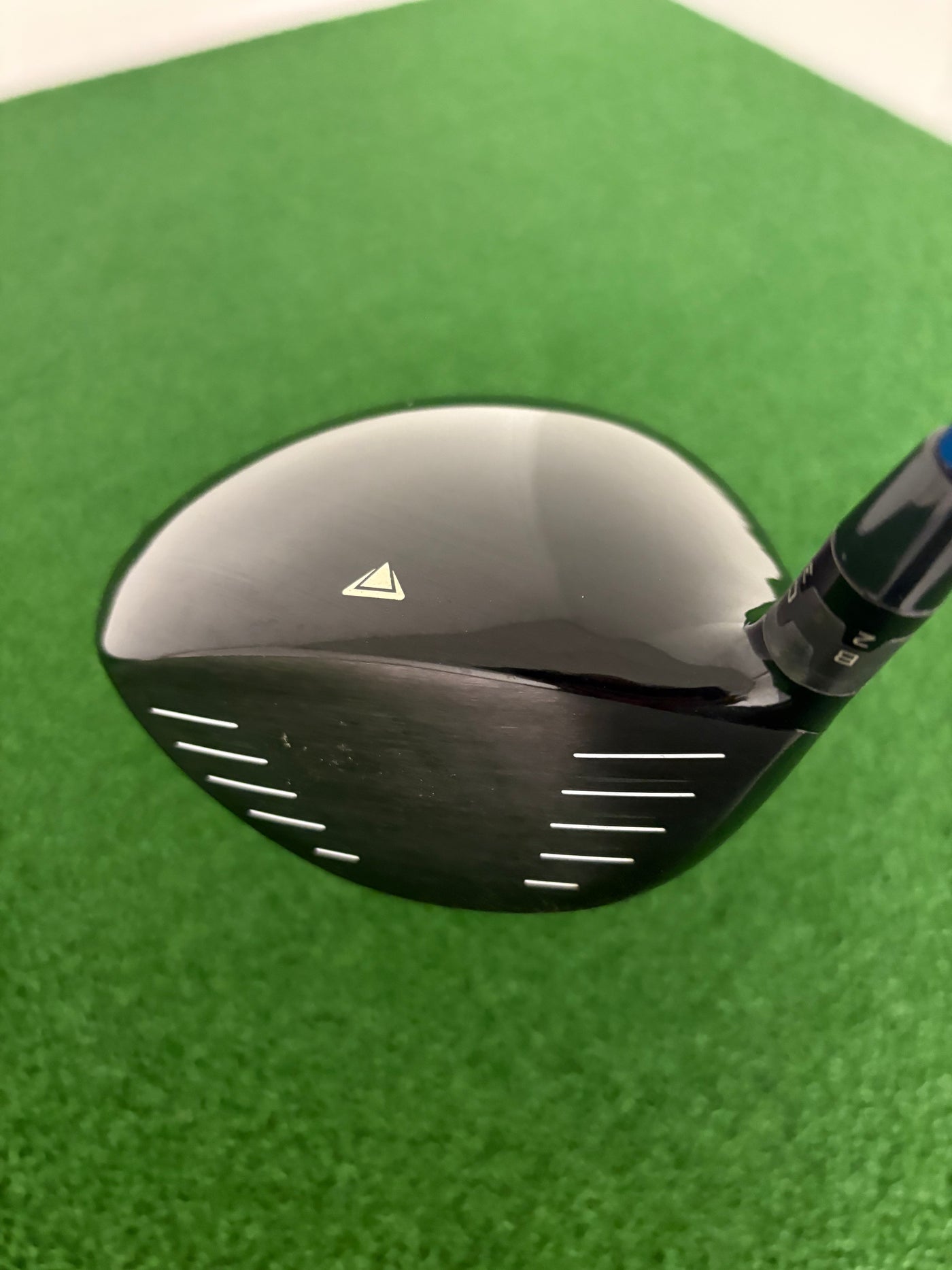 Titleist 915D3 9.5* (Stiff)