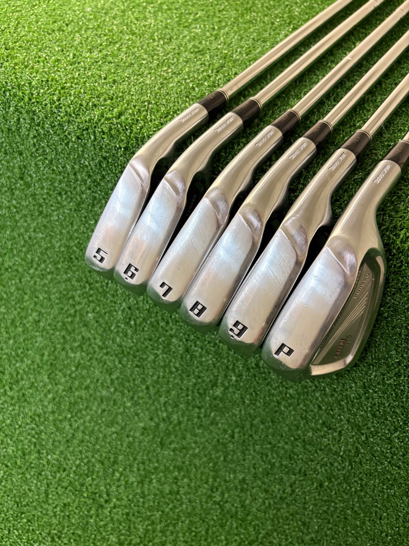 Bridgestone Tour Stage X-Blade 703 5-PW (Stiff)
