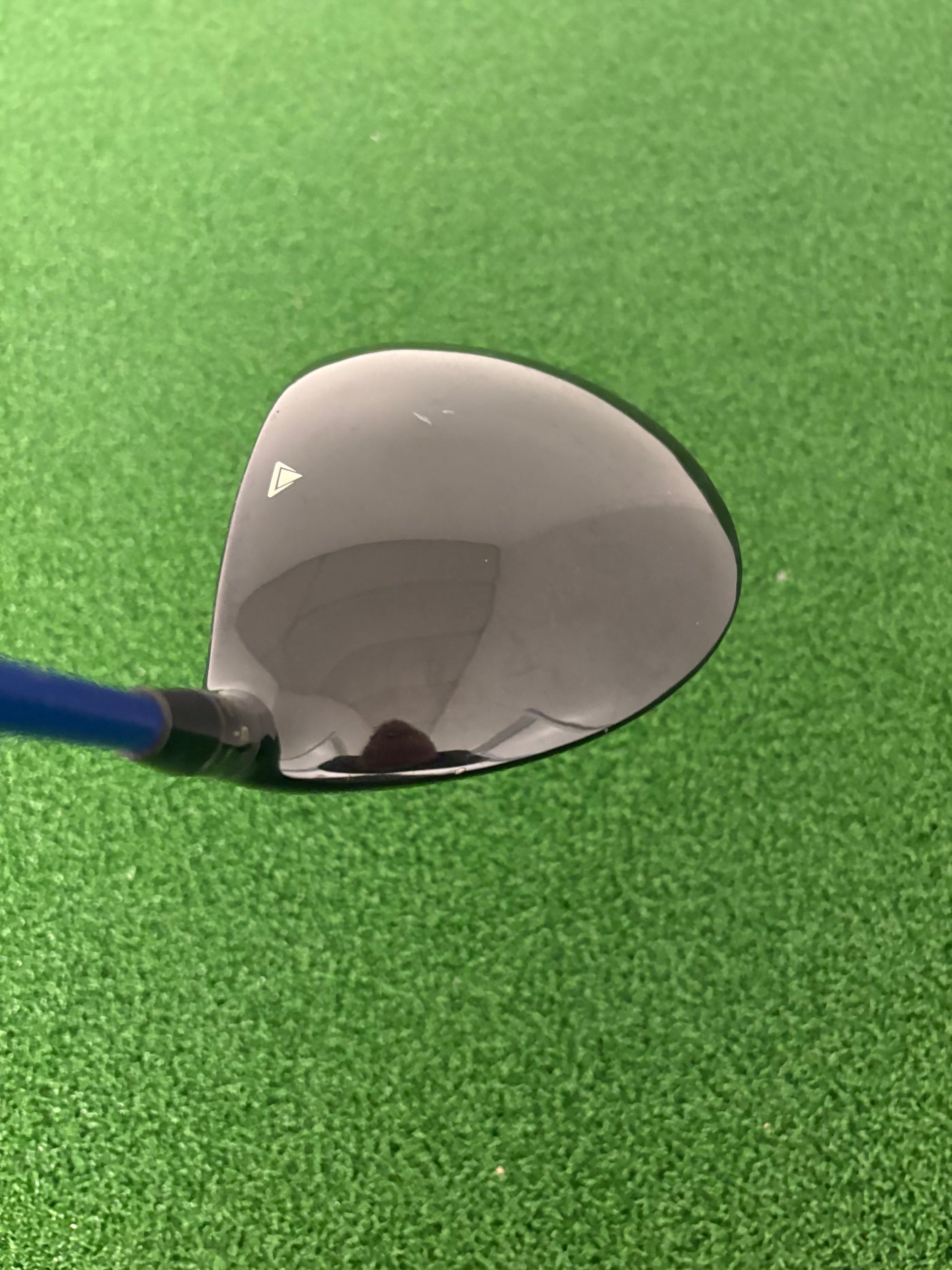 Titleist 915D2 9.5* (Stiff)