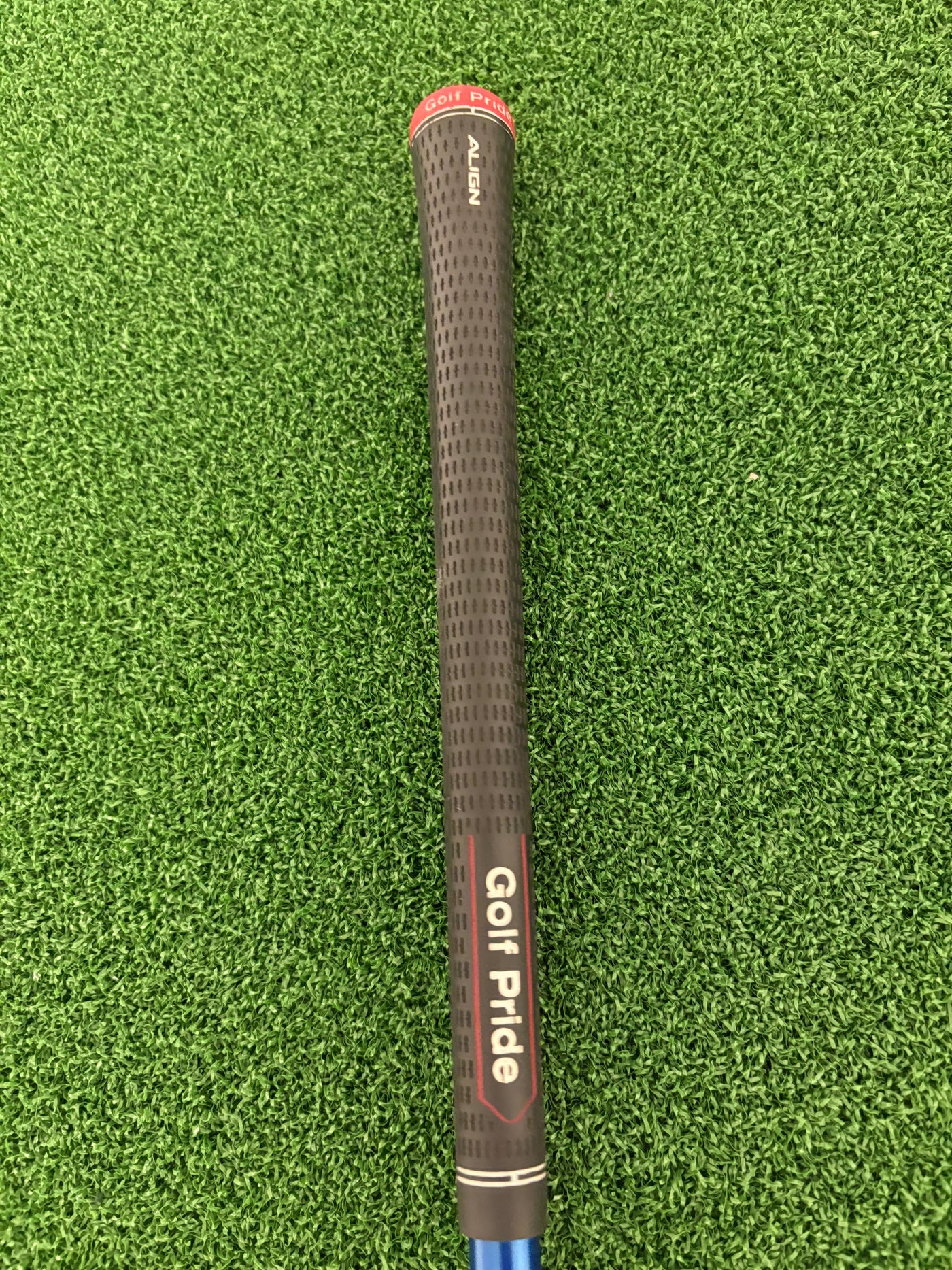 Titleist 915D2 9.5* (Stiff)