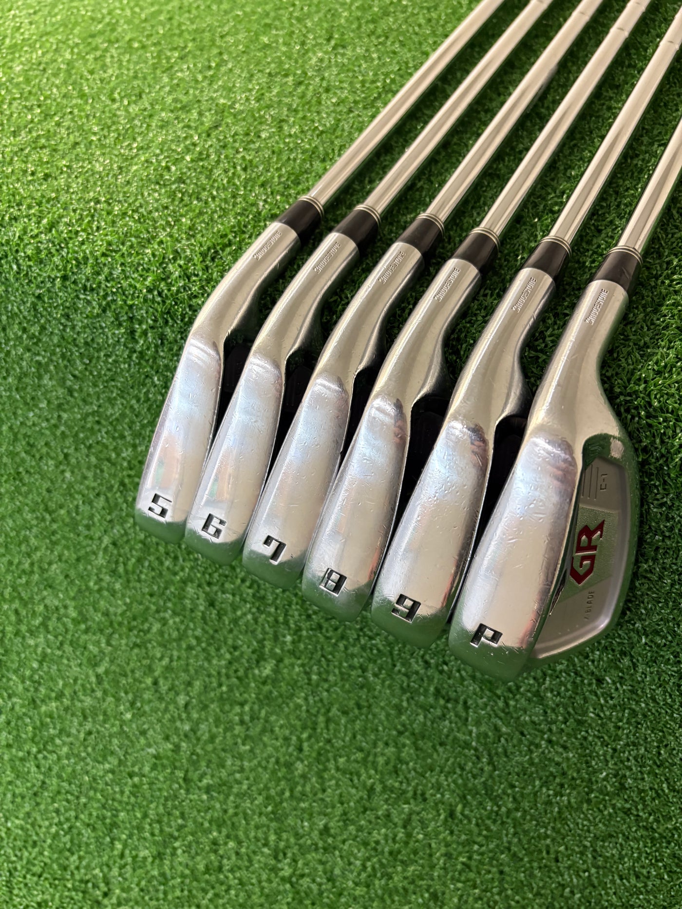 Bridgestone Tour Stage X-Blade GR C-1 5-PW (Stiff)