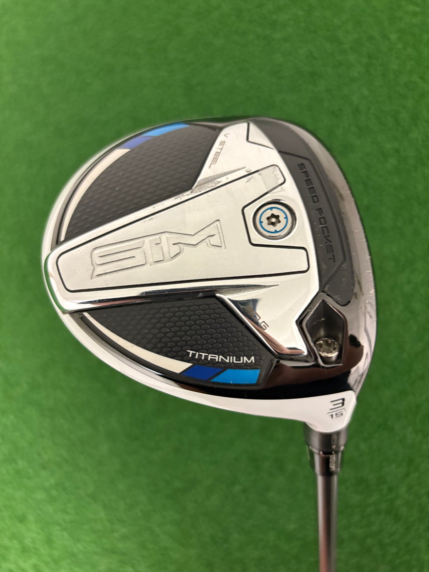 Taylormade Sim Titanium 15* 3 Wood (Stiff)