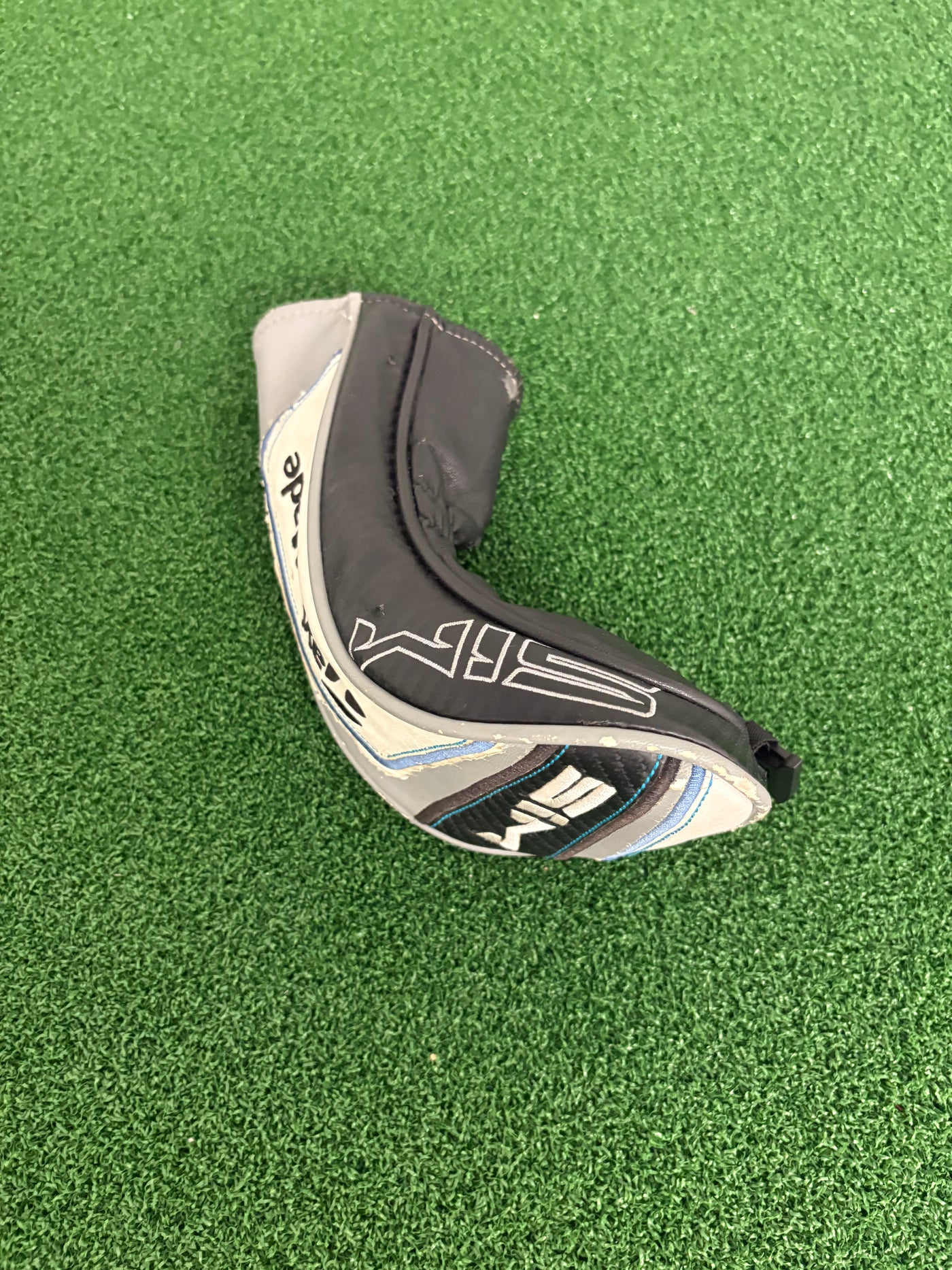 Taylormade Sim Titanium 15* 3 Wood (Stiff)