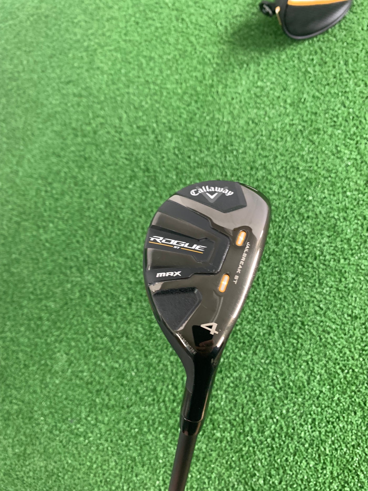 Callaway Rogue ST Max 20* 4 Hybrid (Regular)