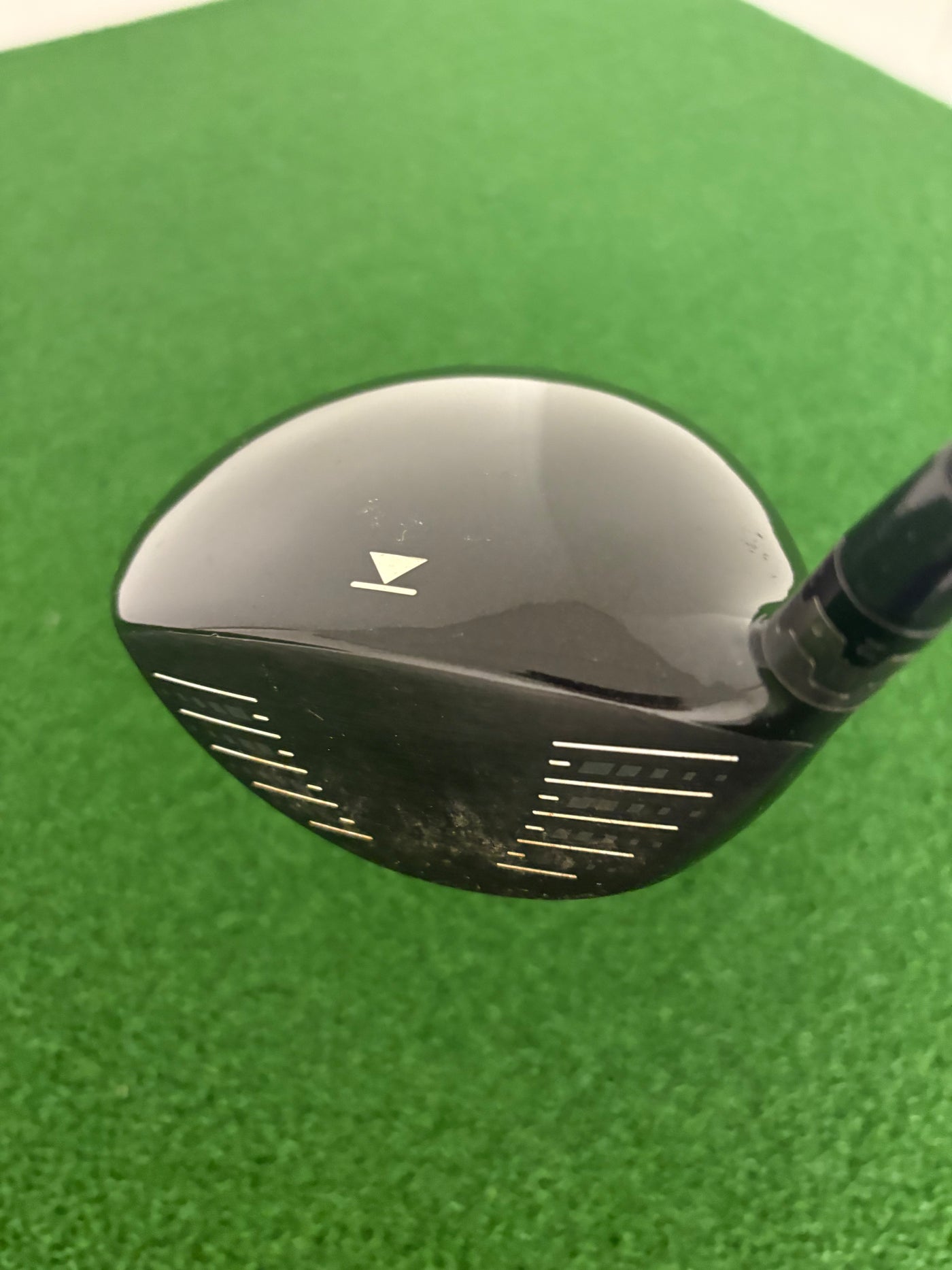 Titleist 913D3 9.5* (Stiff)