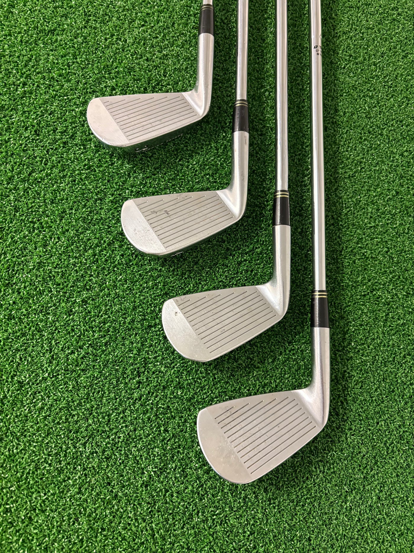 Bridgestone Tour Stage X-Blade CB 3-PW (Stiff)