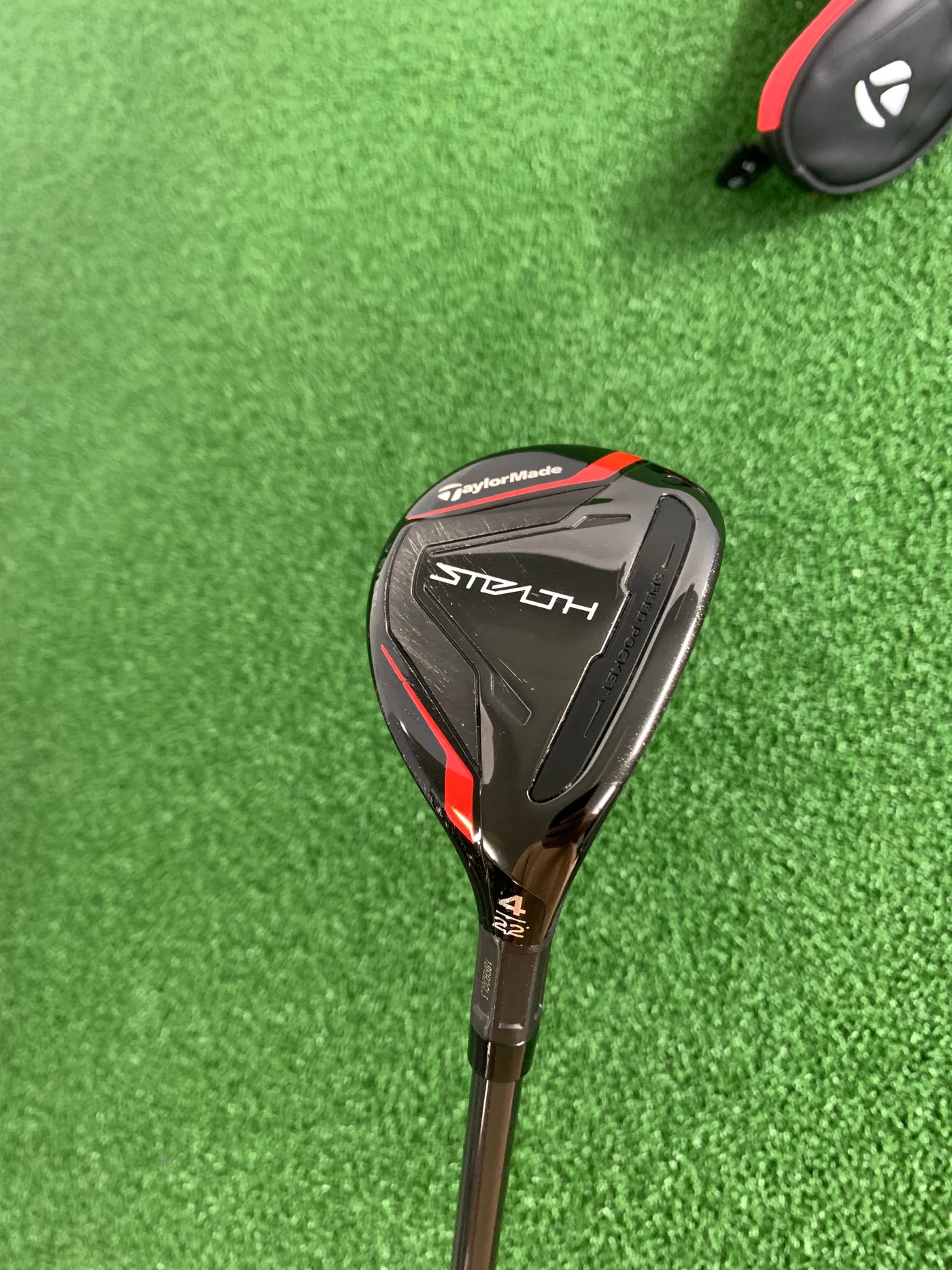 Taylormade Stealth 22* 4 Hybrid (Regular)