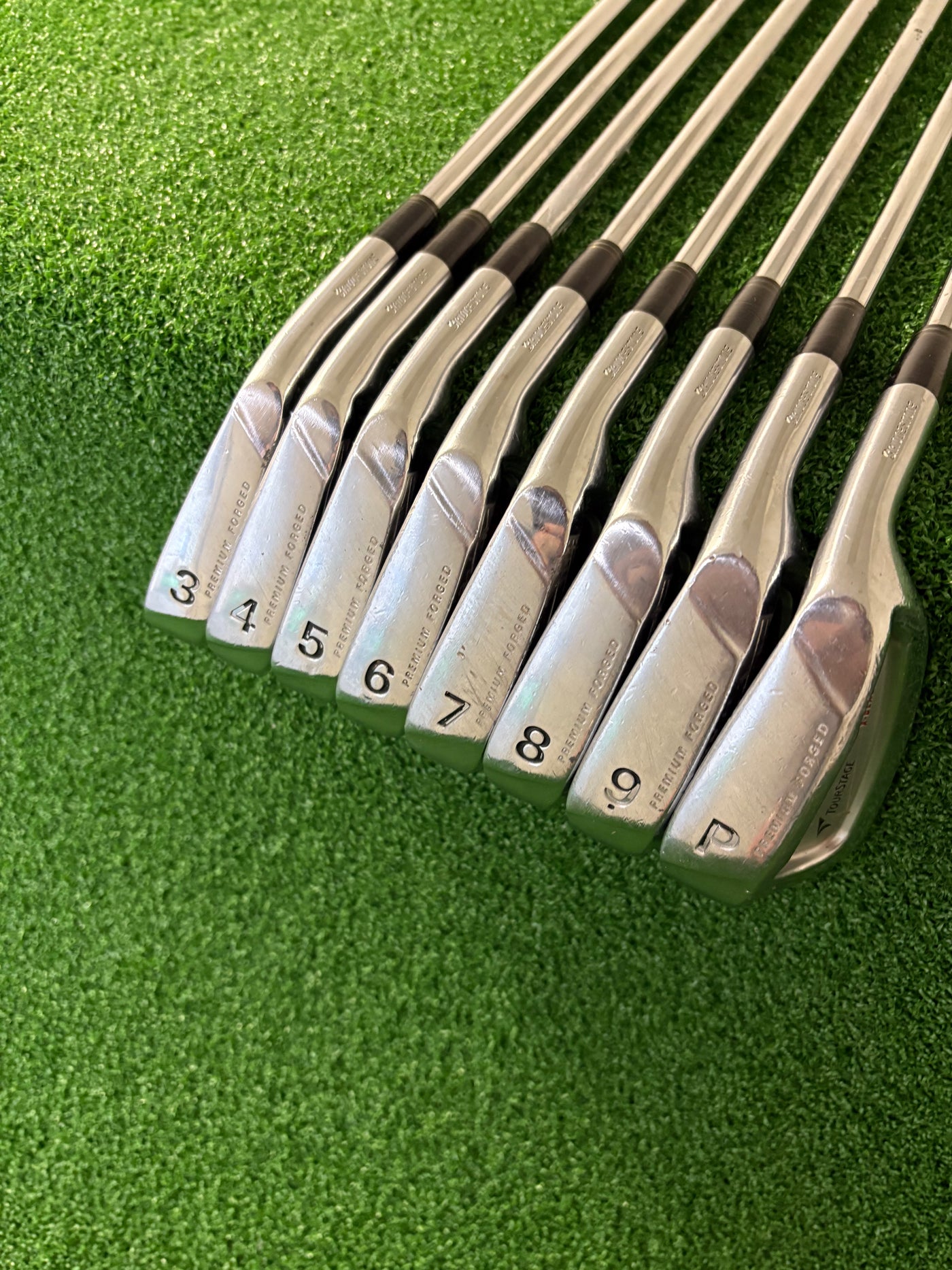 Bridgestone Tour Stage X-Blade CB 3-PW (Stiff)