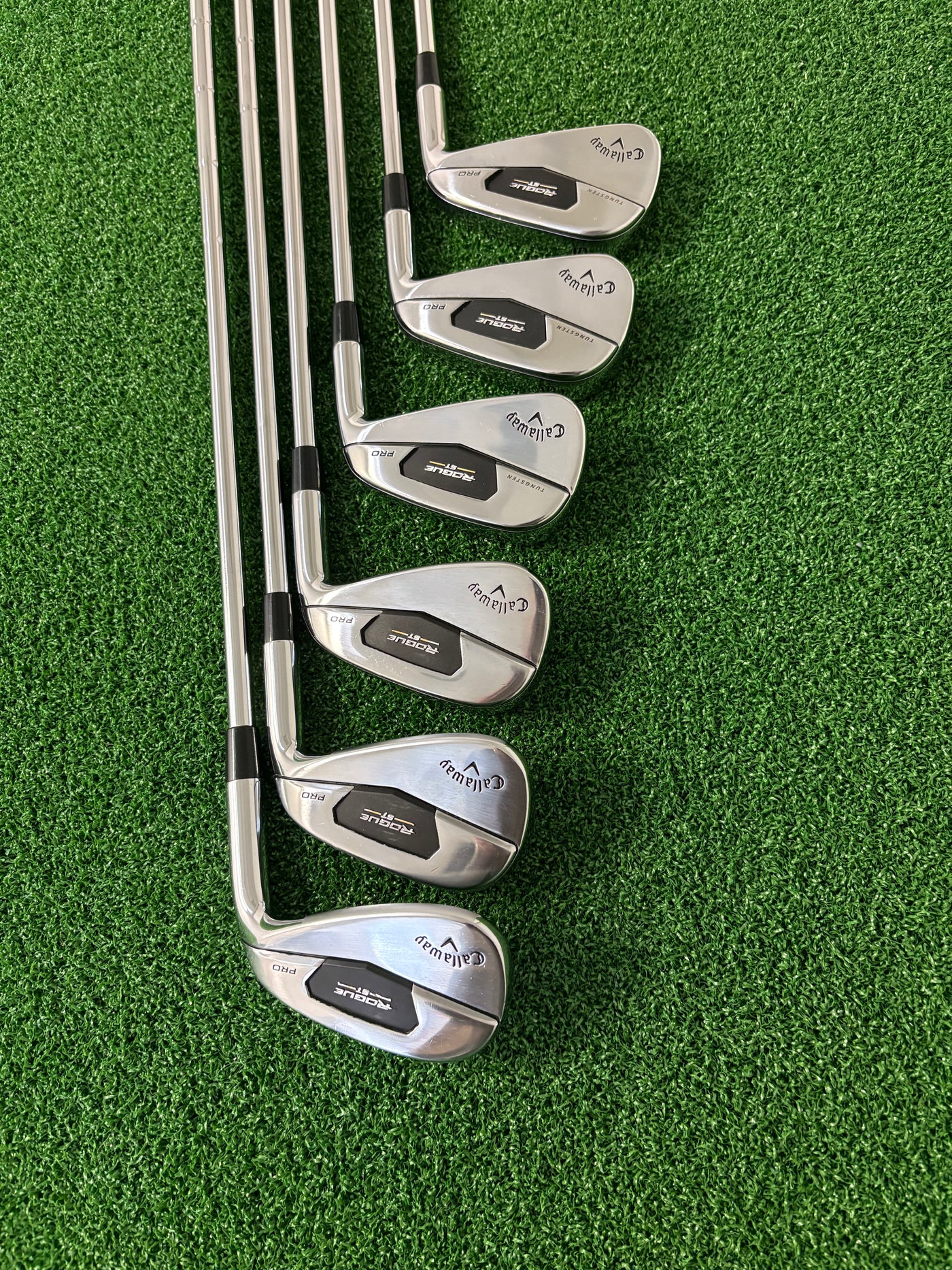 Callaway Rogue ST Pro 5-PW (Stiff)