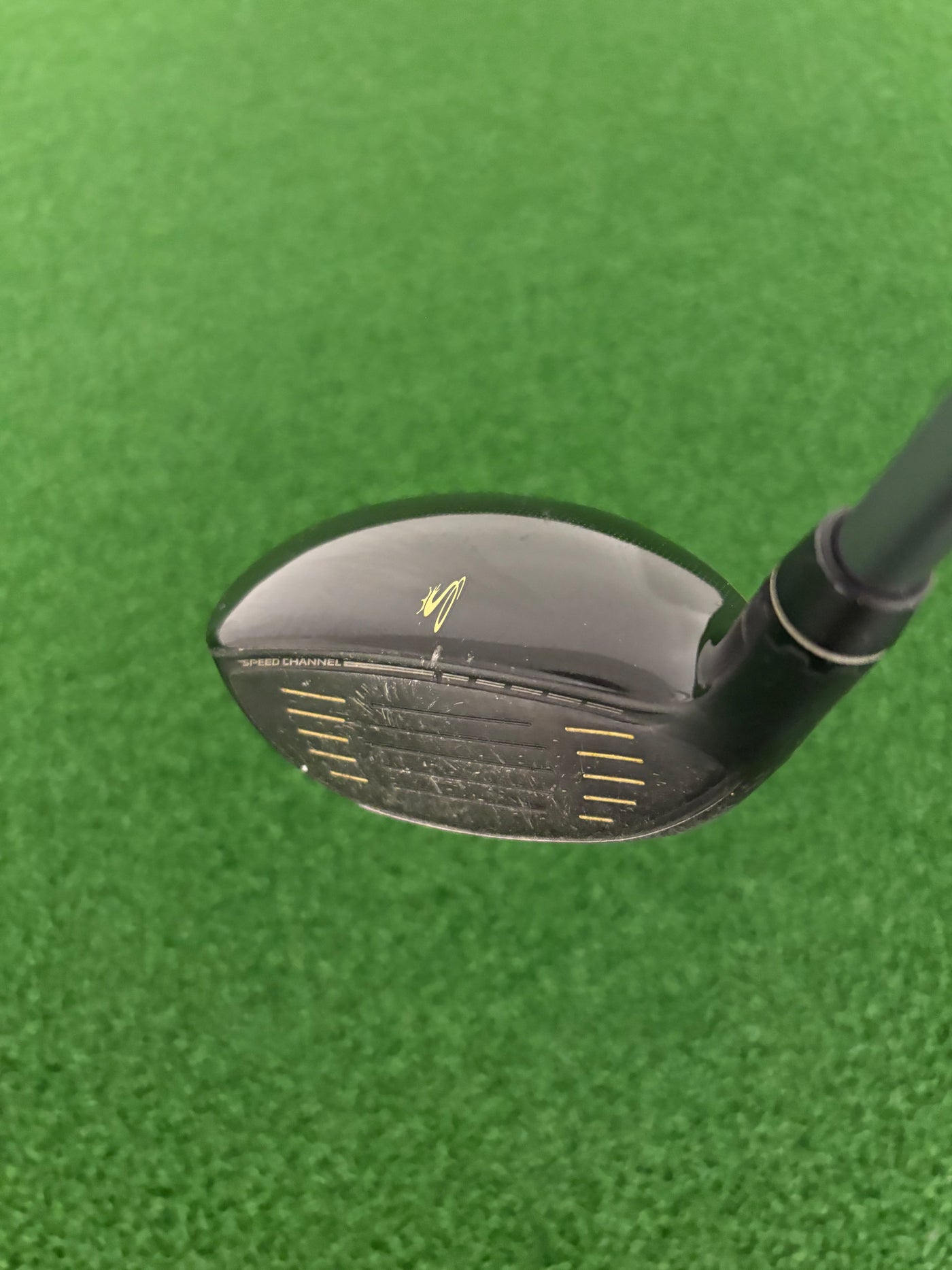 Cobra F6 23* 4 Hybrid (Stiff/Regular)