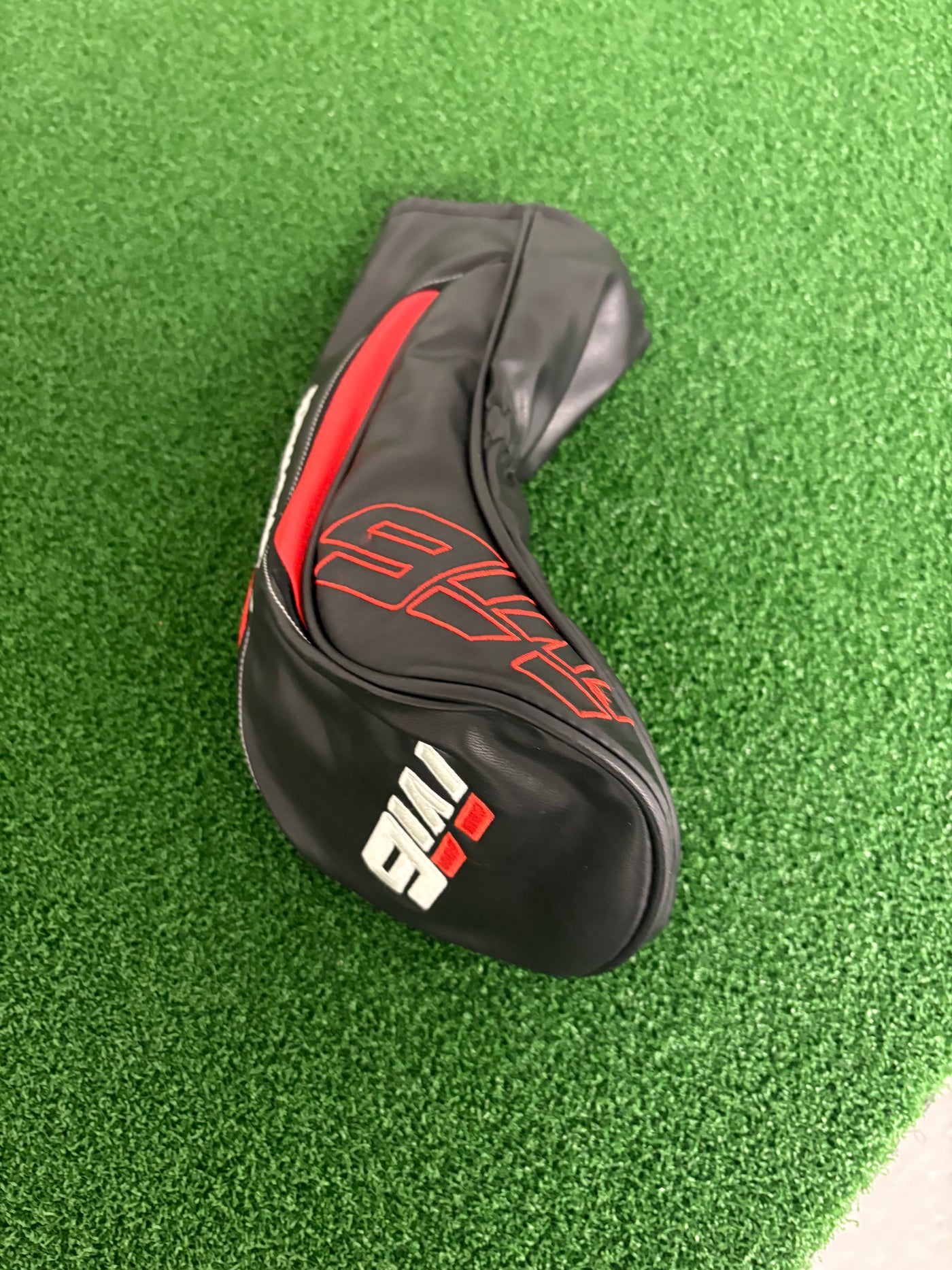 Taylormade M6 9.0* (Stiff)