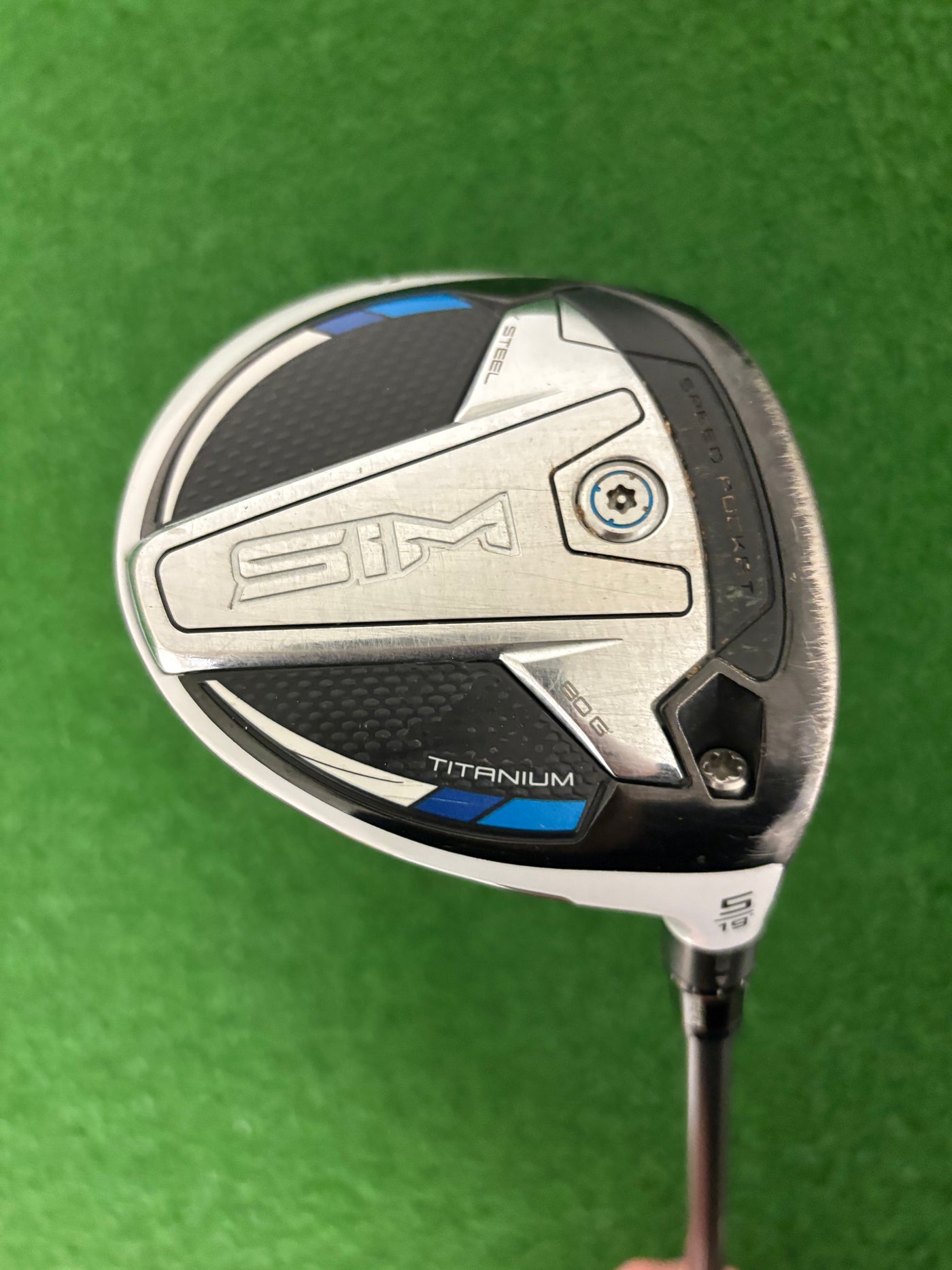 Taylormade Sim Titanium 19* 5 Wood (Regular)