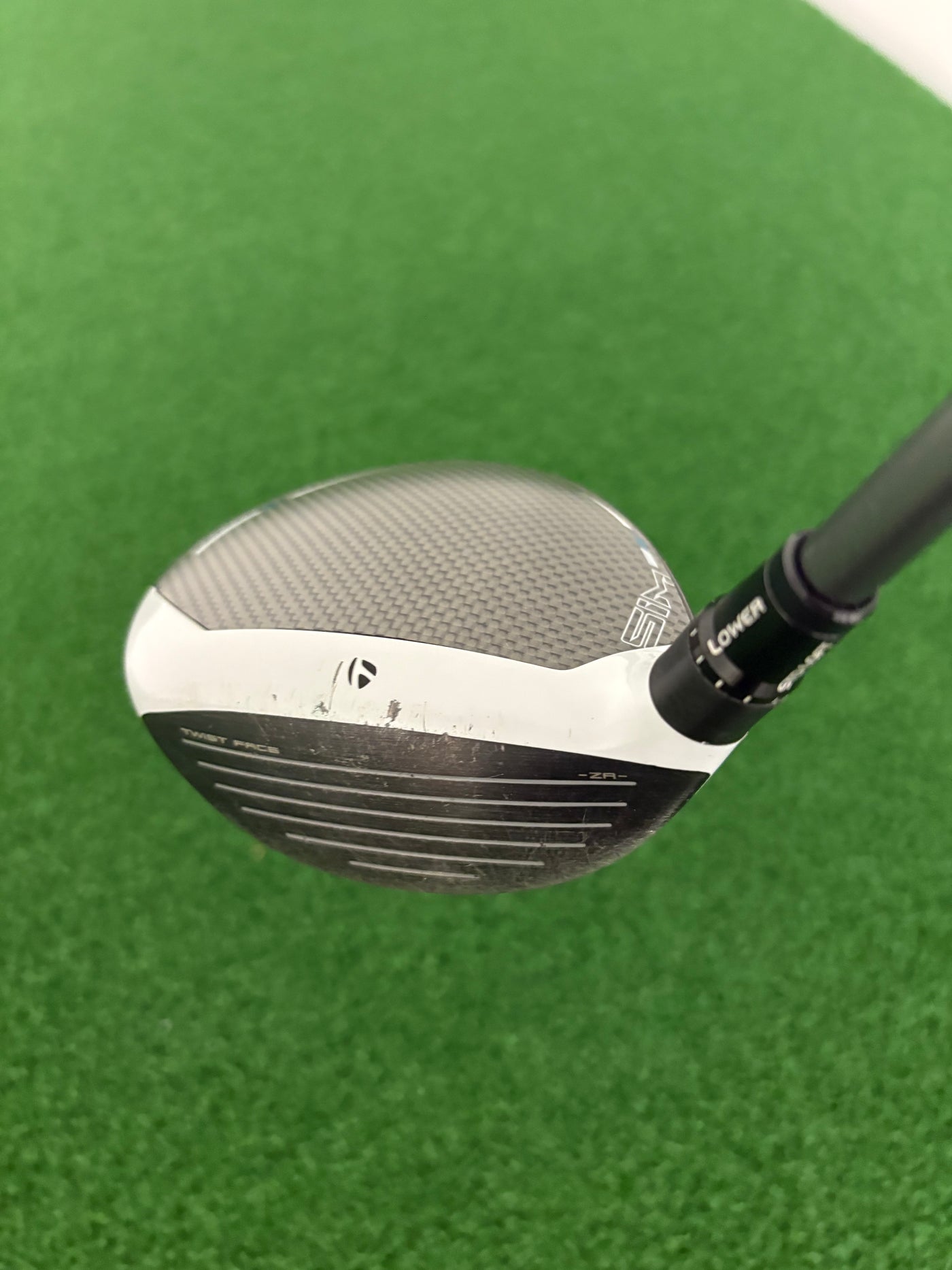 Taylormade Sim Titanium 19* 5 Wood (Regular)