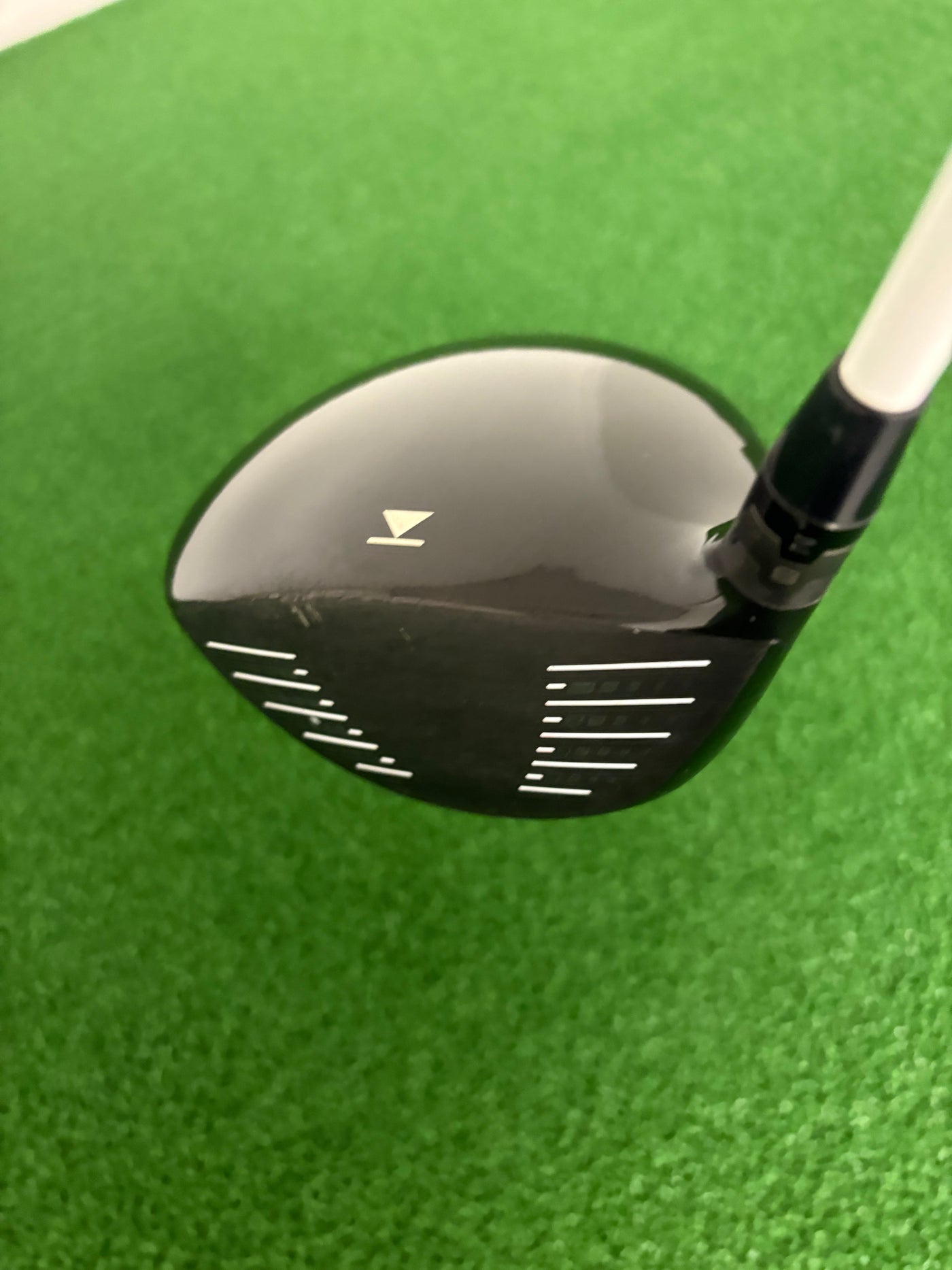 Titleist 913D3 9.5* (Stiff)