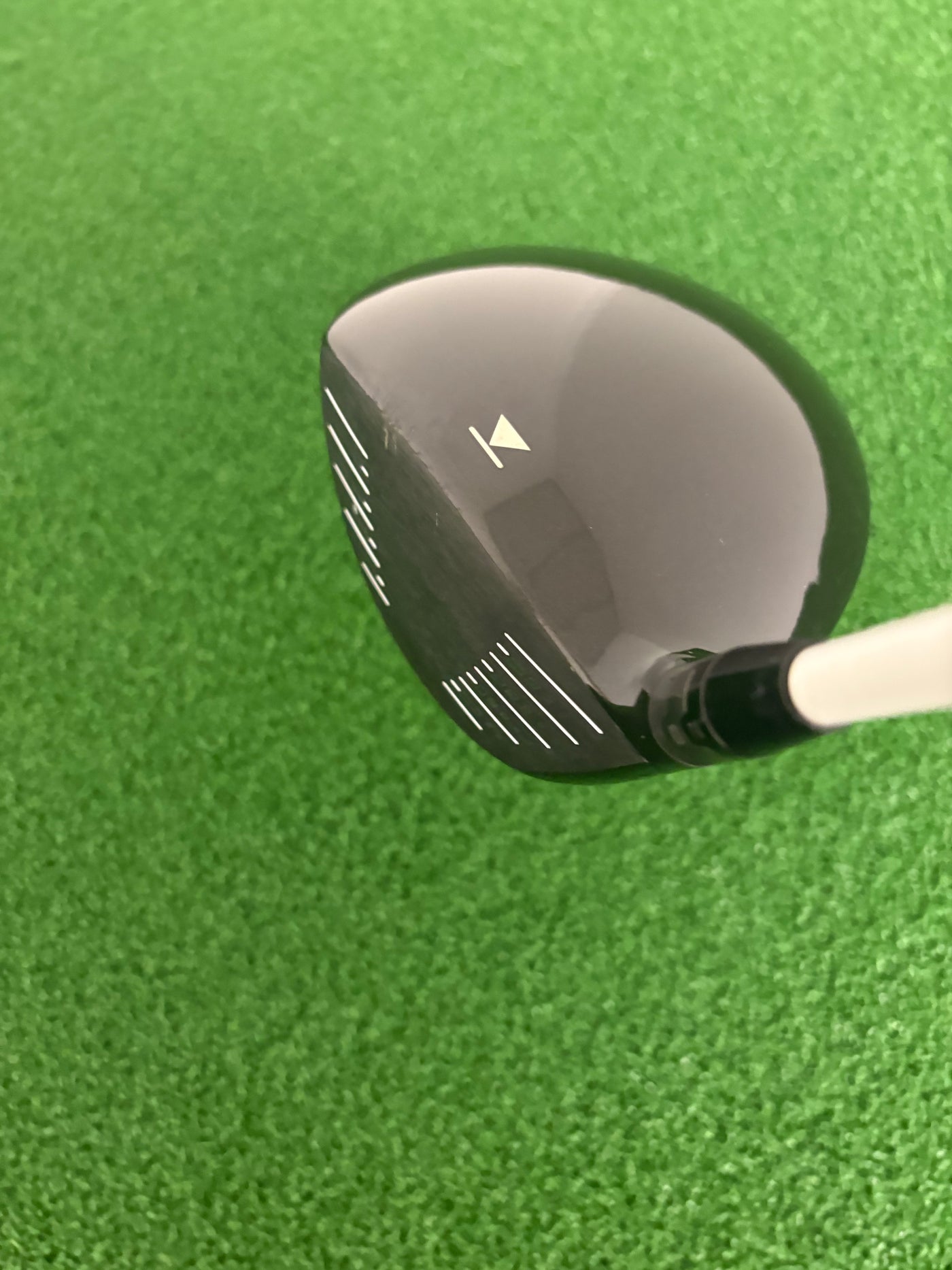 Titleist 913D3 9.5* (Stiff)