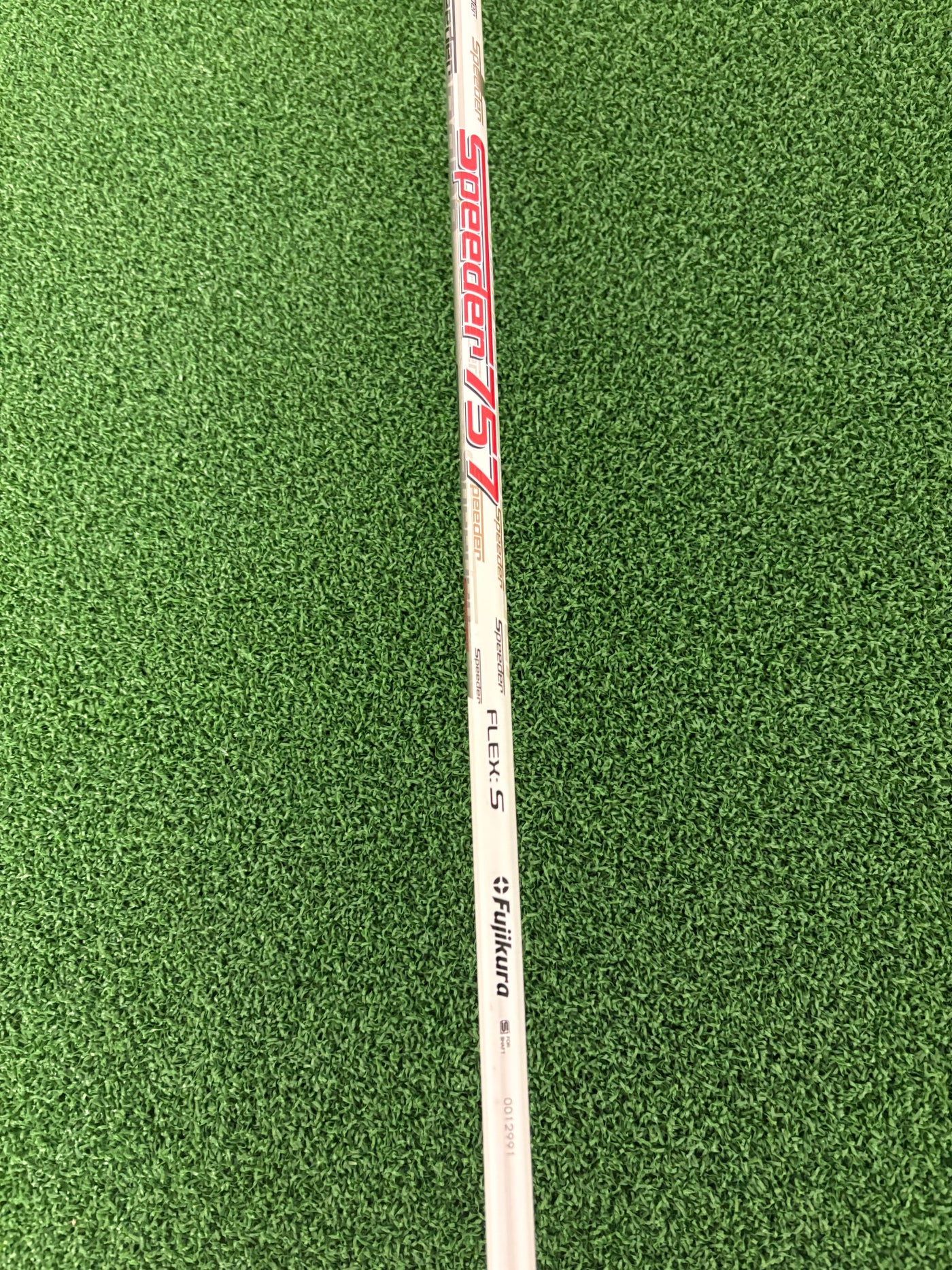 Titleist 913D3 9.5* (Stiff)