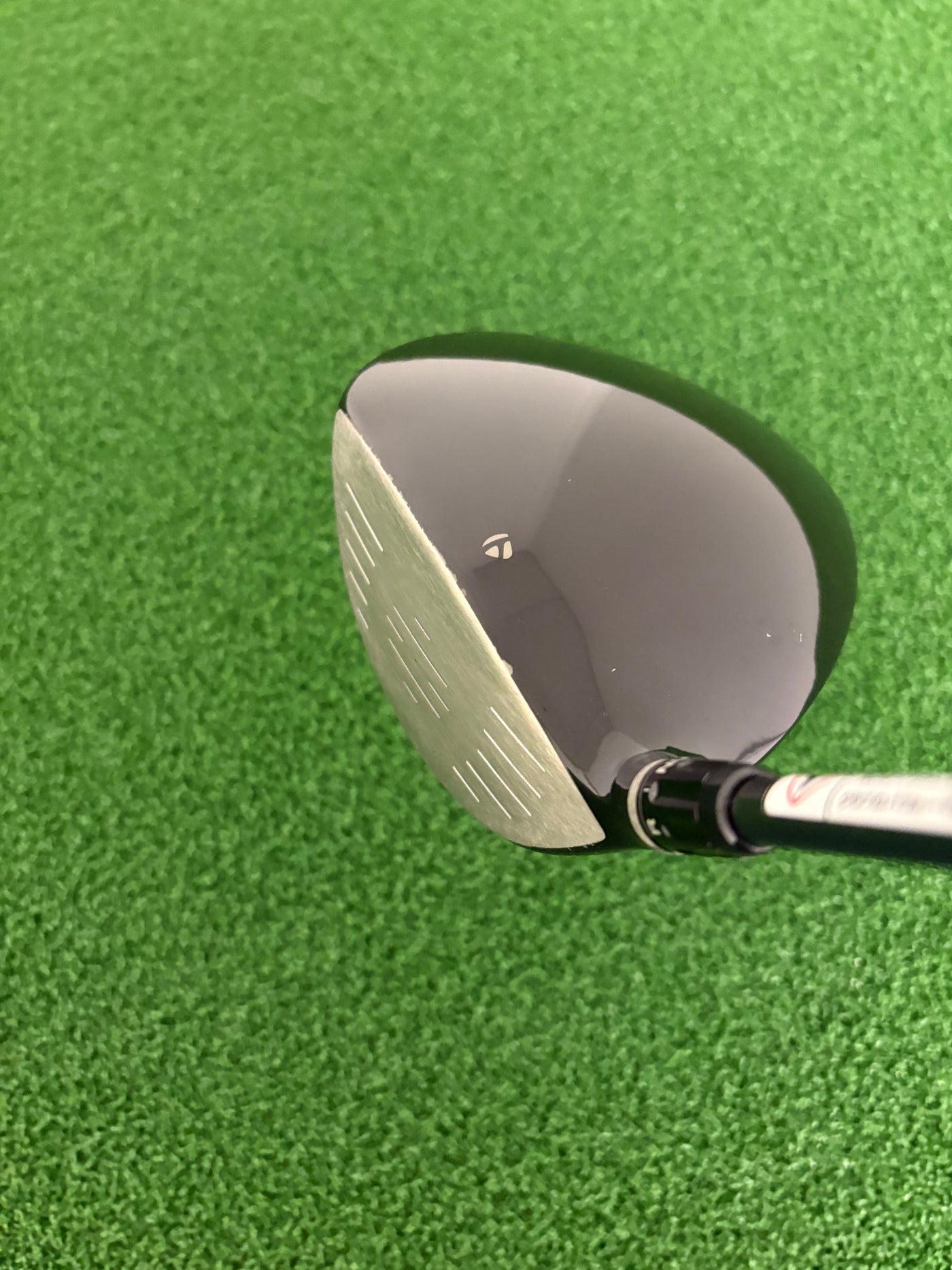 Taylormade R9 9.5* (Stiff)