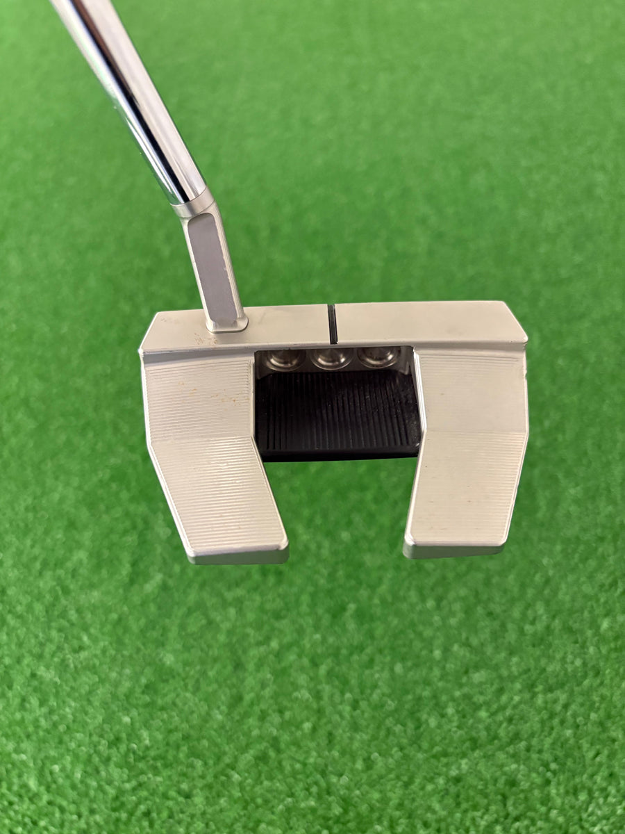 Scotty Cameron Phantom X 5.5 (33")