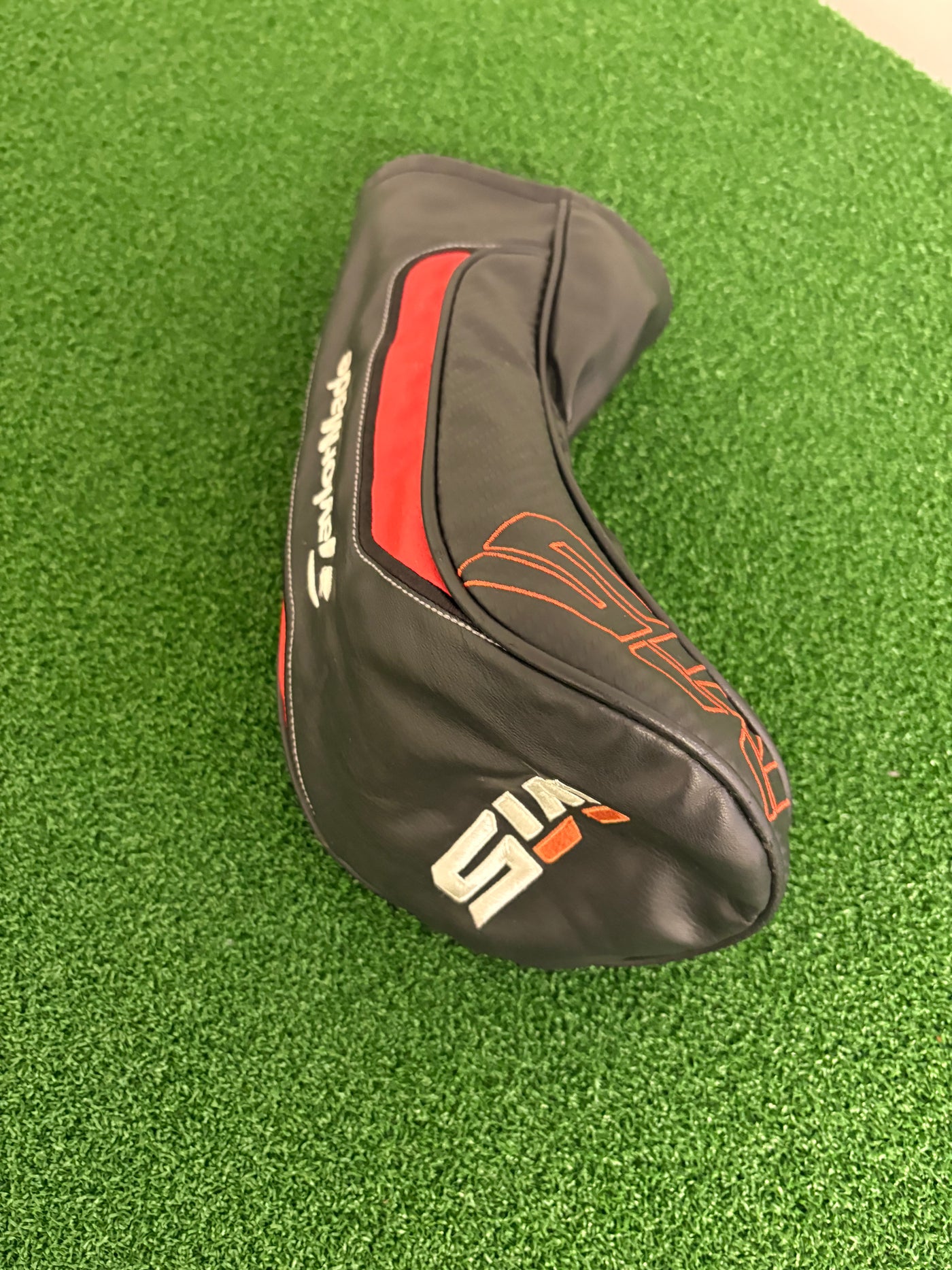 Taylormade M5 9.0* (Stiff)