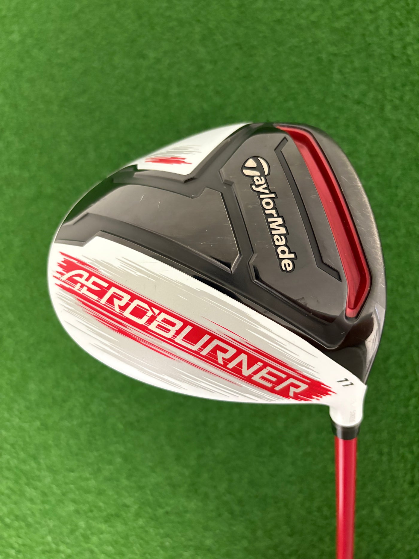 Taylormade AeroBurner 11* (Stiff/Regular)