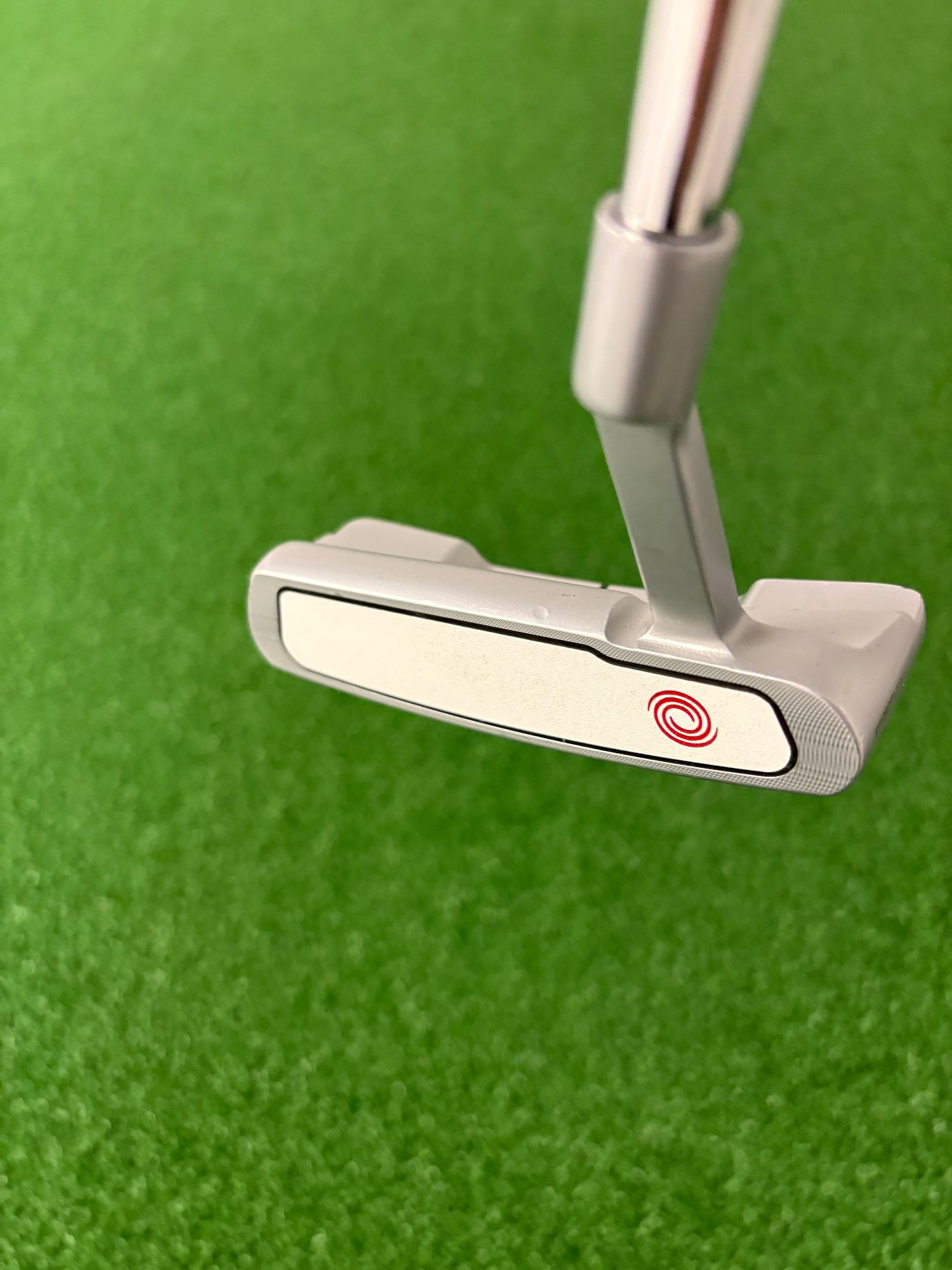 Odyssey White Hot OG #1WS (34")