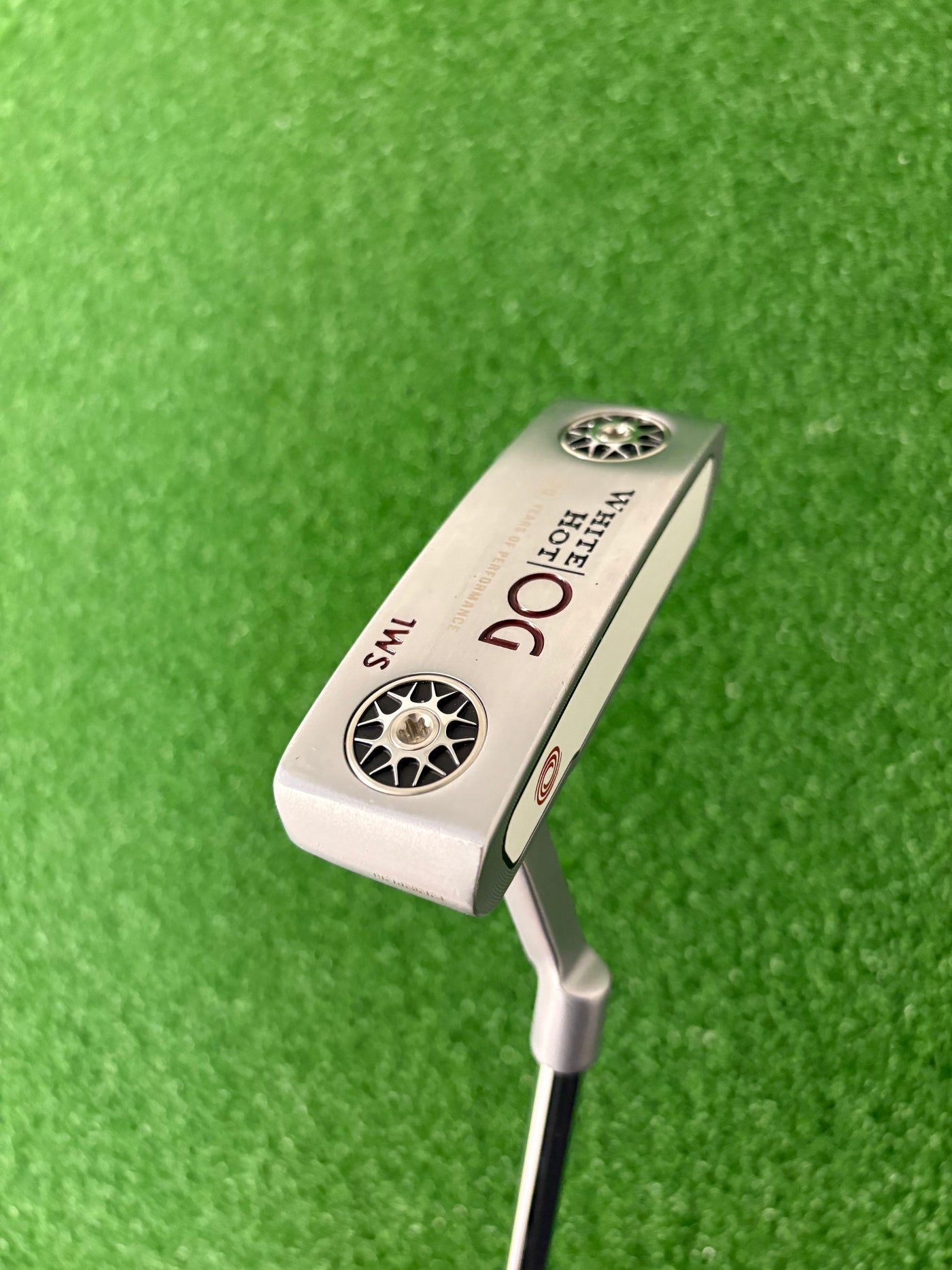 Odyssey White Hot OG #1WS (34")