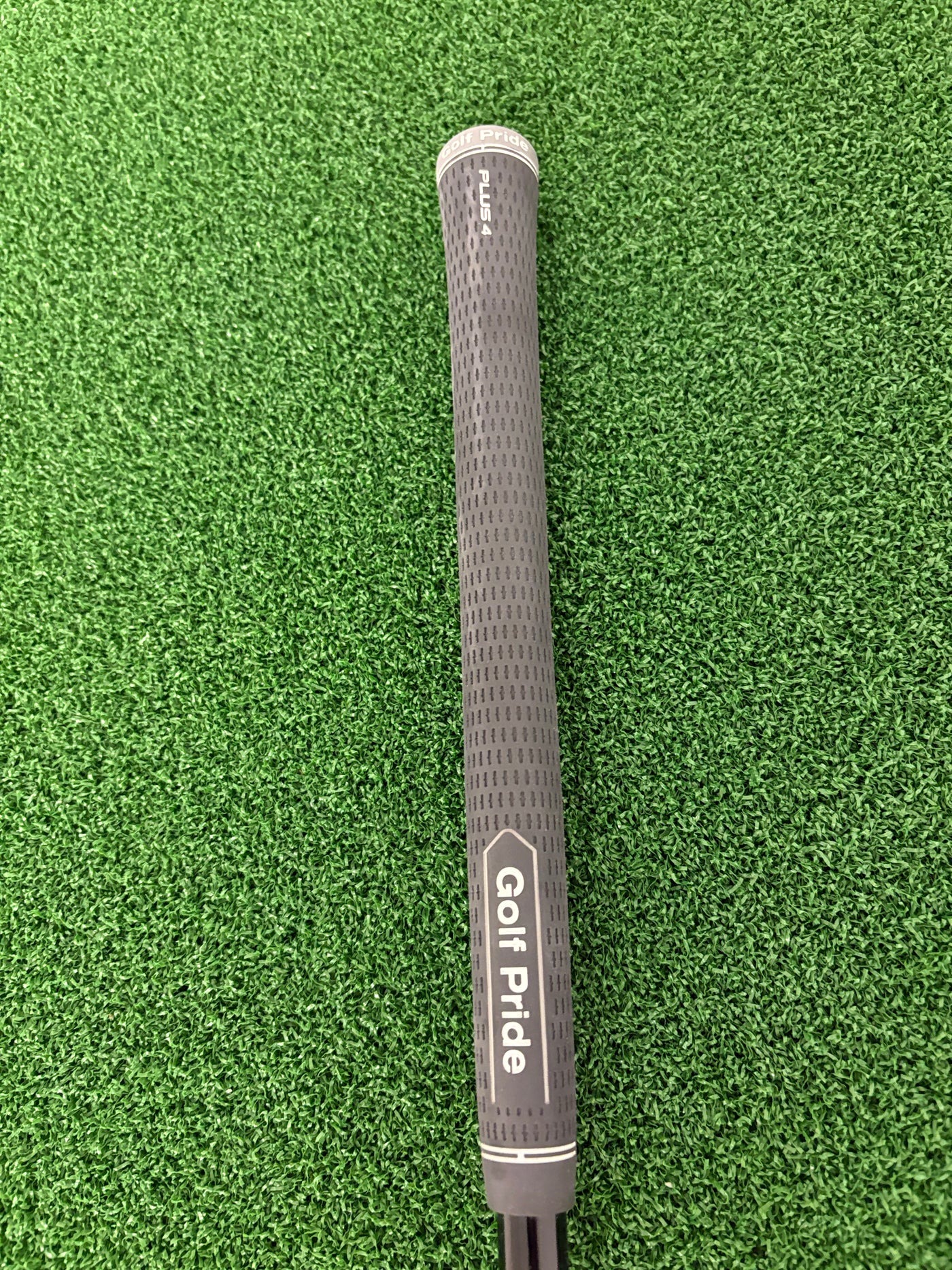 Titleist TS2 9.5* (Stiff)