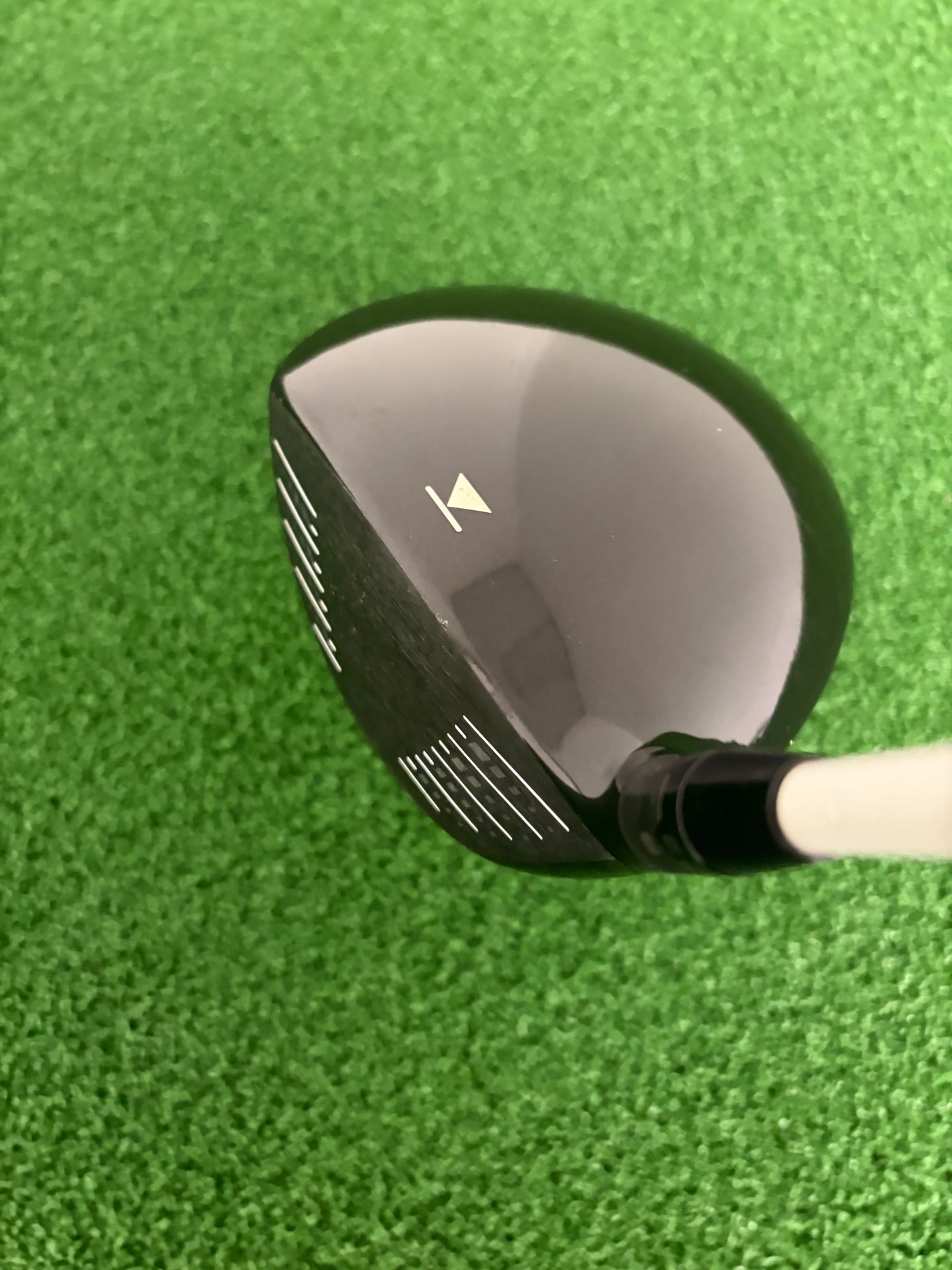 Titleist 913D3 9.5* (Stiff)