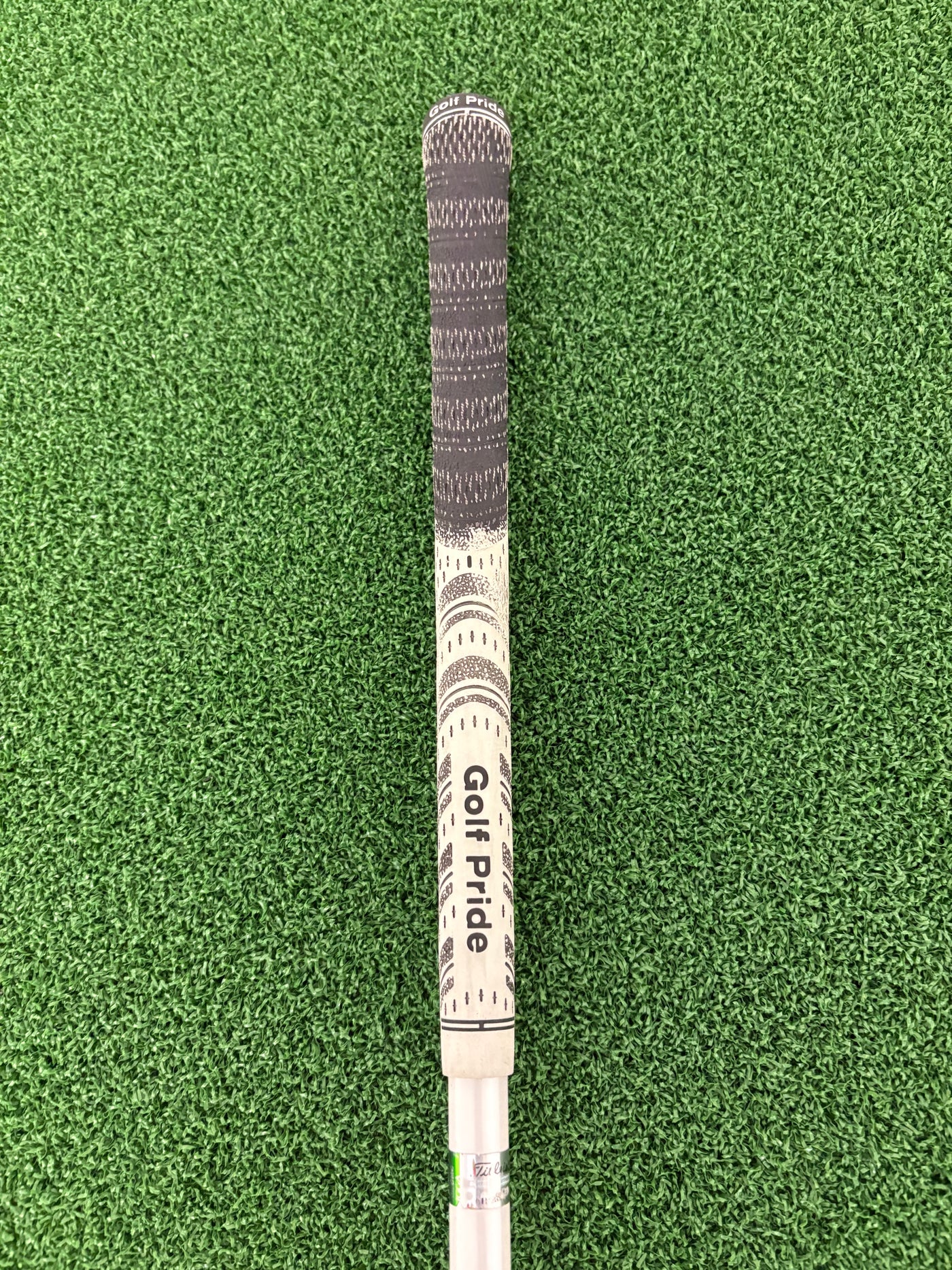 Titleist 913D3 9.5* (Stiff)