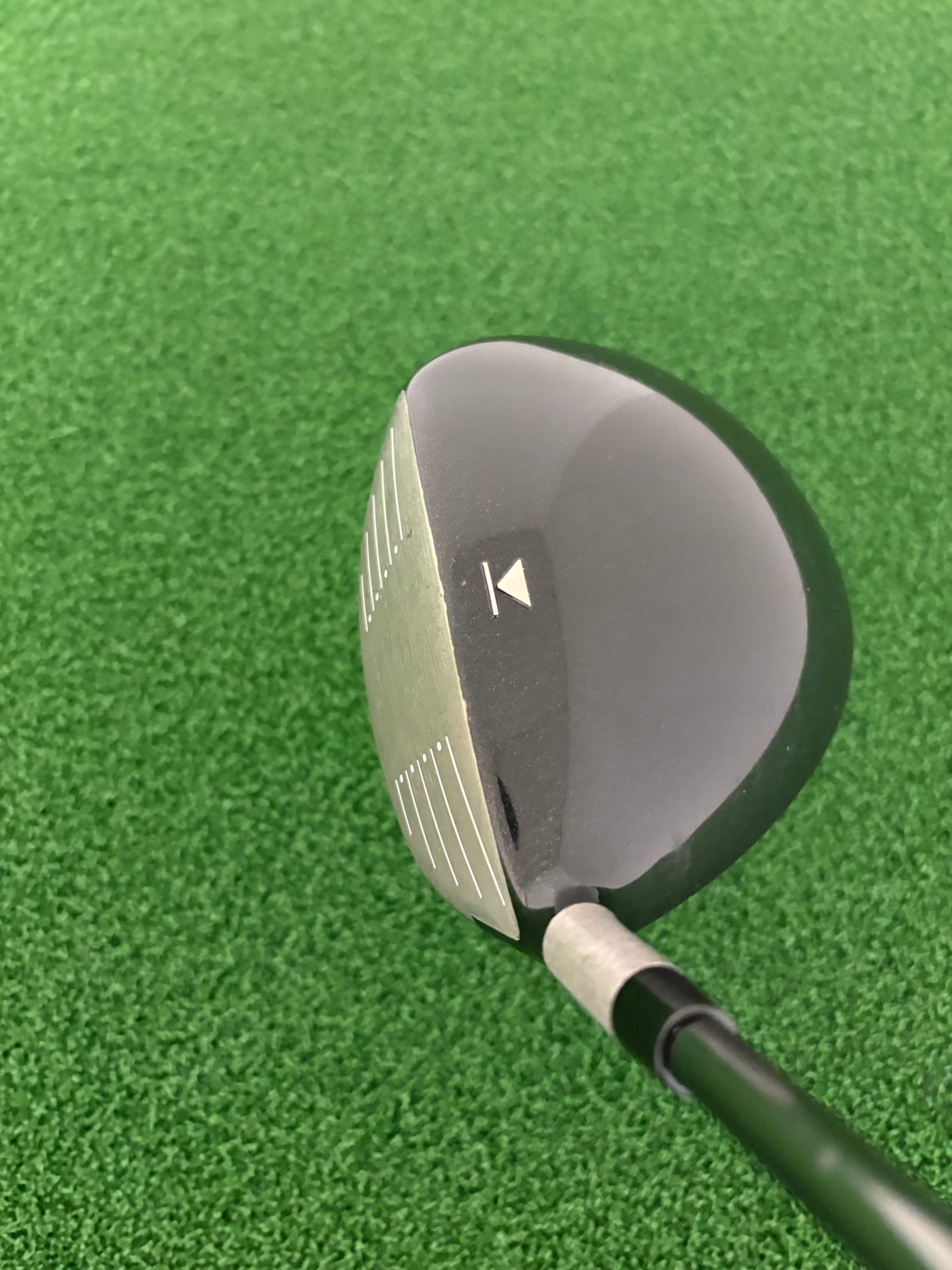 Titleist 909D3 9.5* (Stiff)
