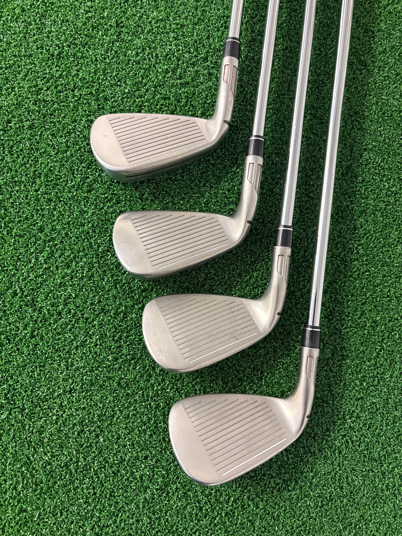 Taylormade Stealth 6-PW + AW + SW (Stiff)