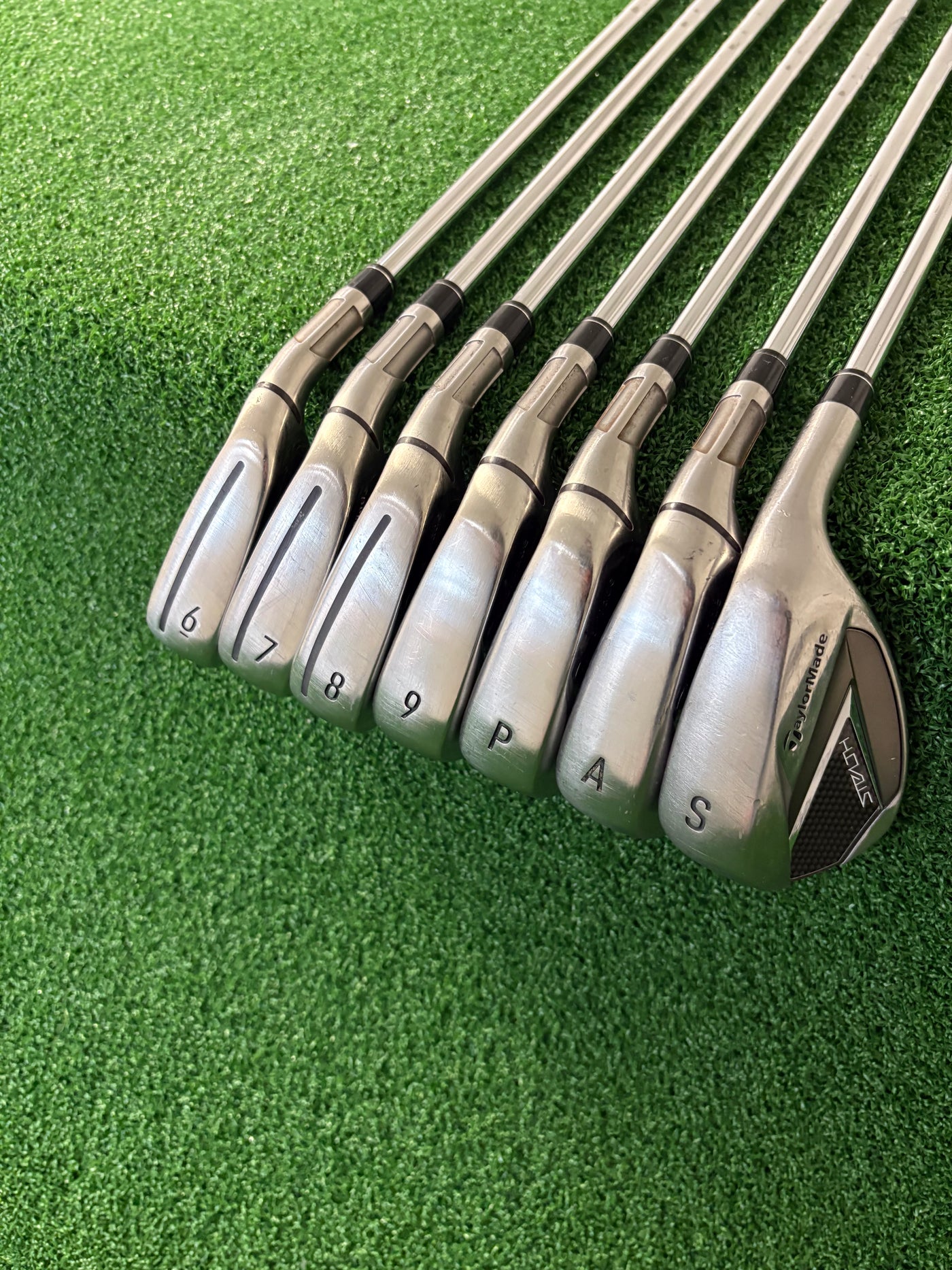 Taylormade Stealth 6-PW + AW + SW (Stiff)