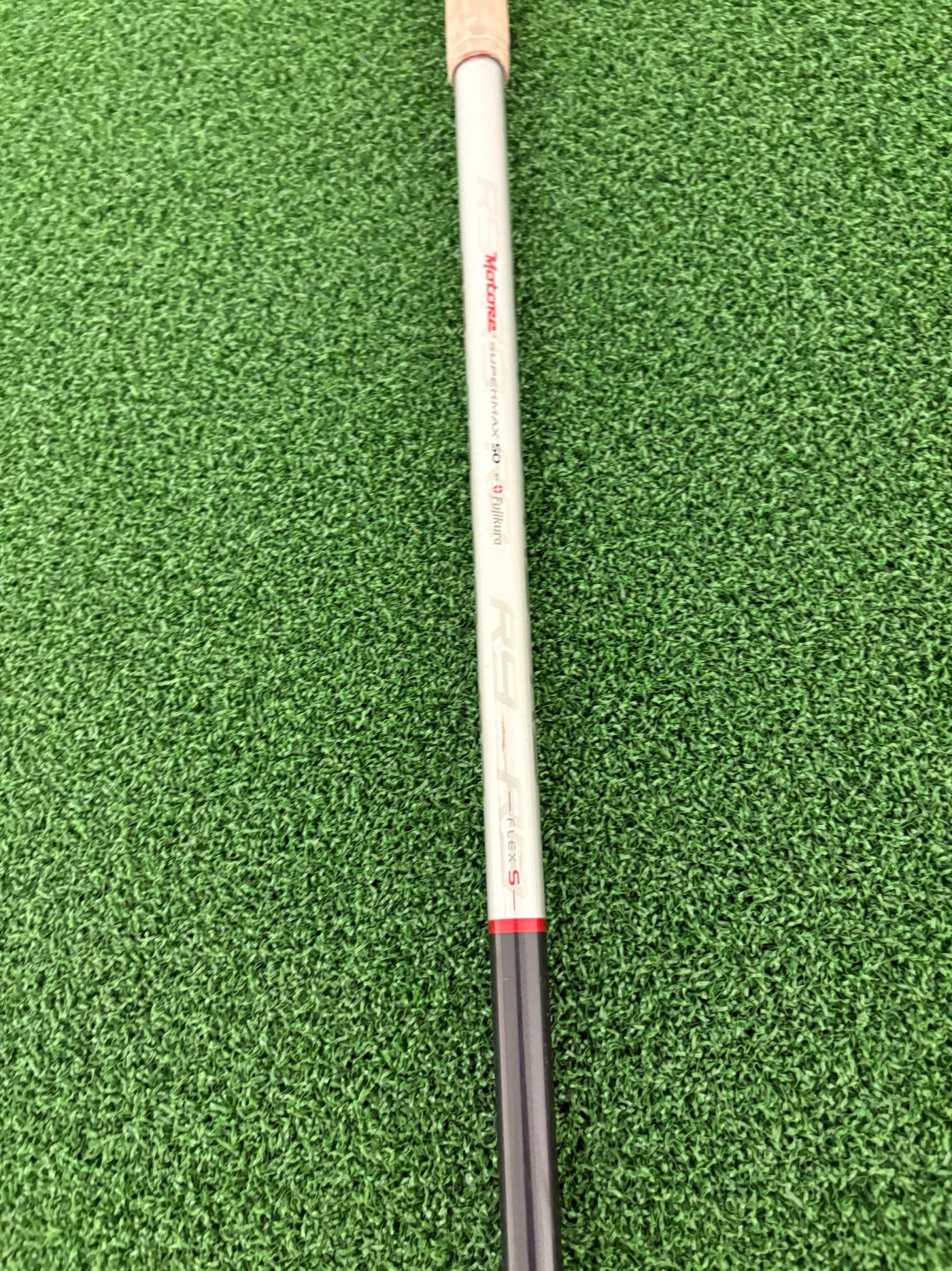Taylormade R9 Supermax 9.5* (Stiff)