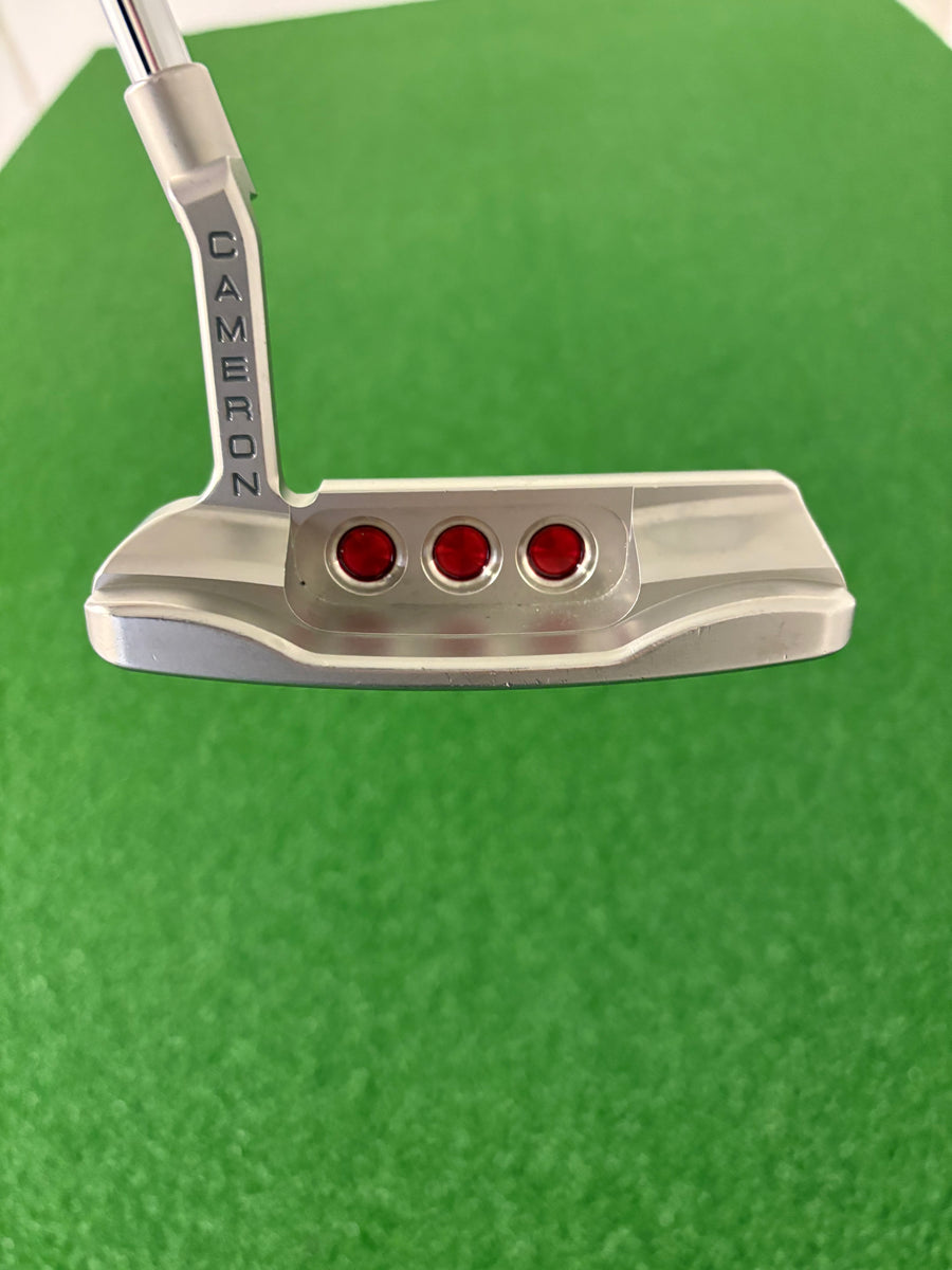 Scotty Cameron Select Newport (2014) (34")