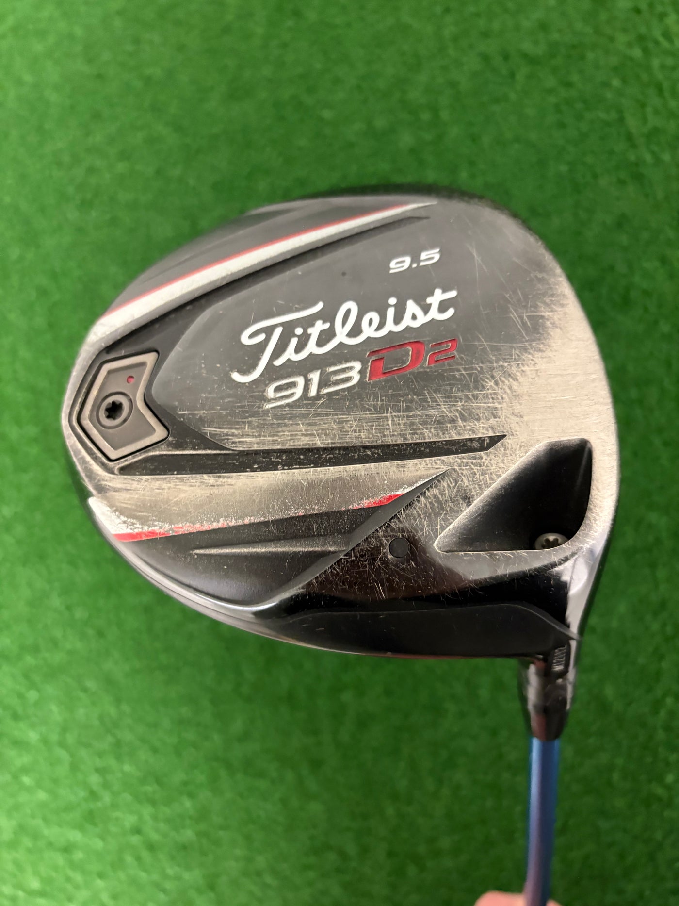 Titleist 913D2 9.5* (Stiff)