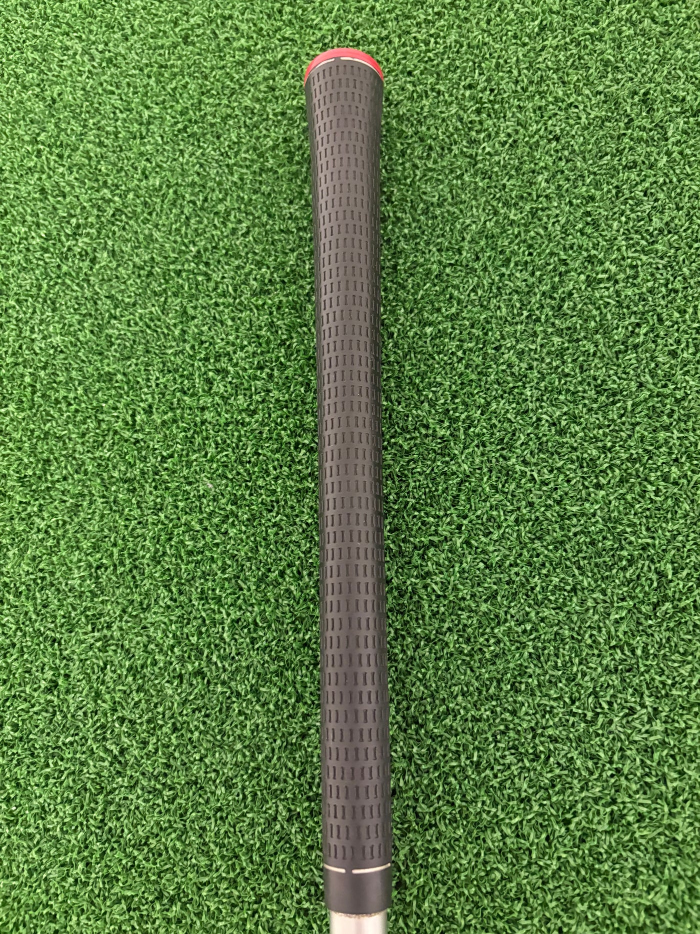 Taylormade R9 Super-Tri 9.5* (Stiff)
