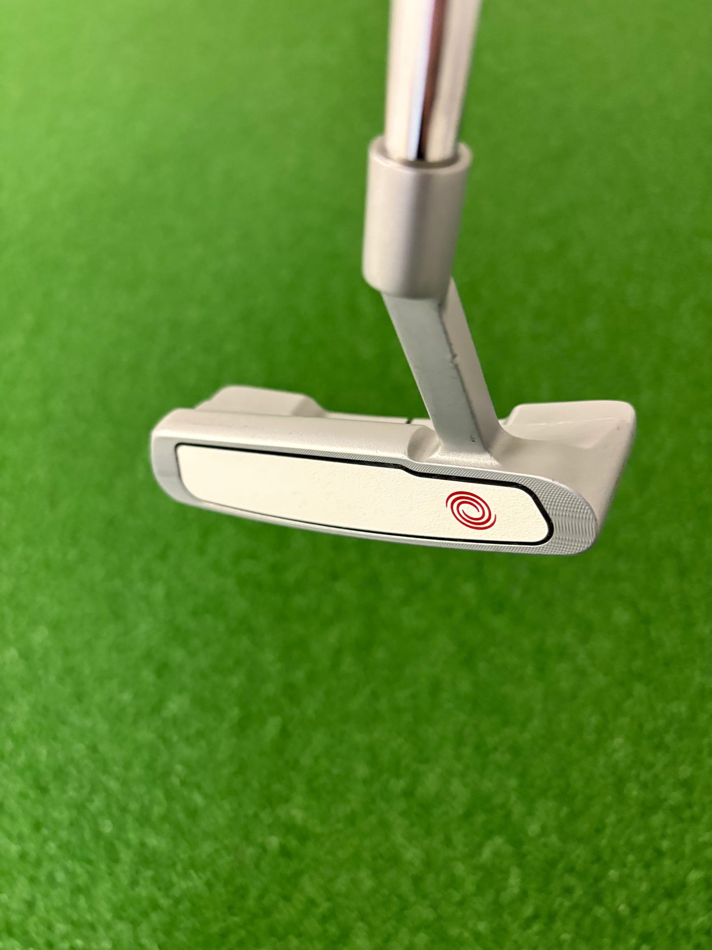 Odyssey White Hot OG #1WS (33")