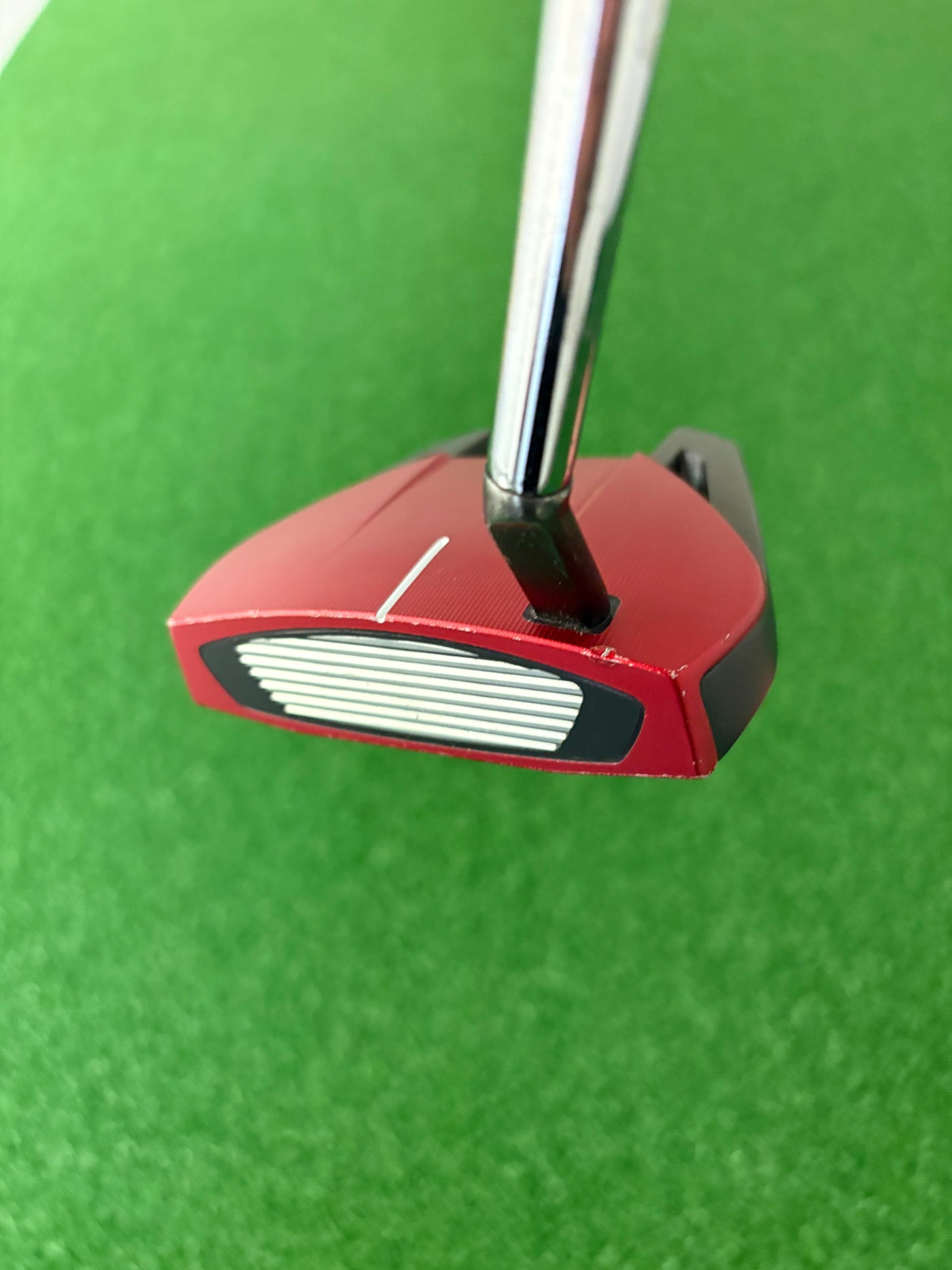 Taylormade Spider GT Red (33")