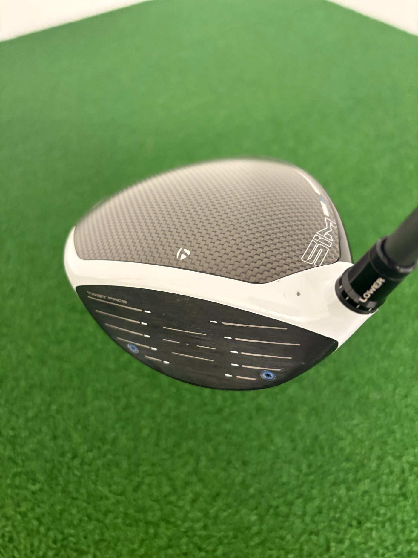 Taylormade Sim 10.5* (Stiff)