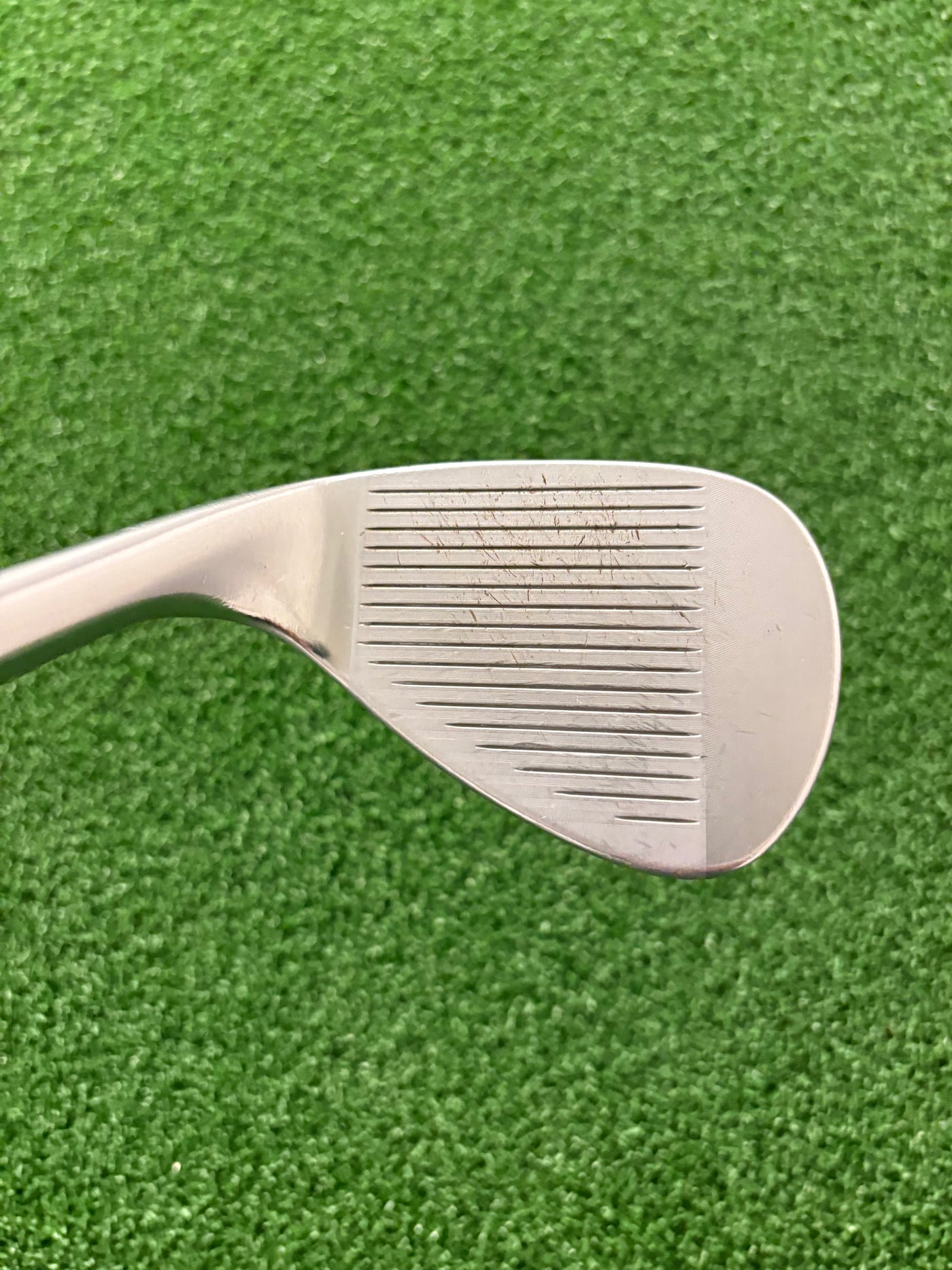 Titleist Vokey SM8 F Grind 54*