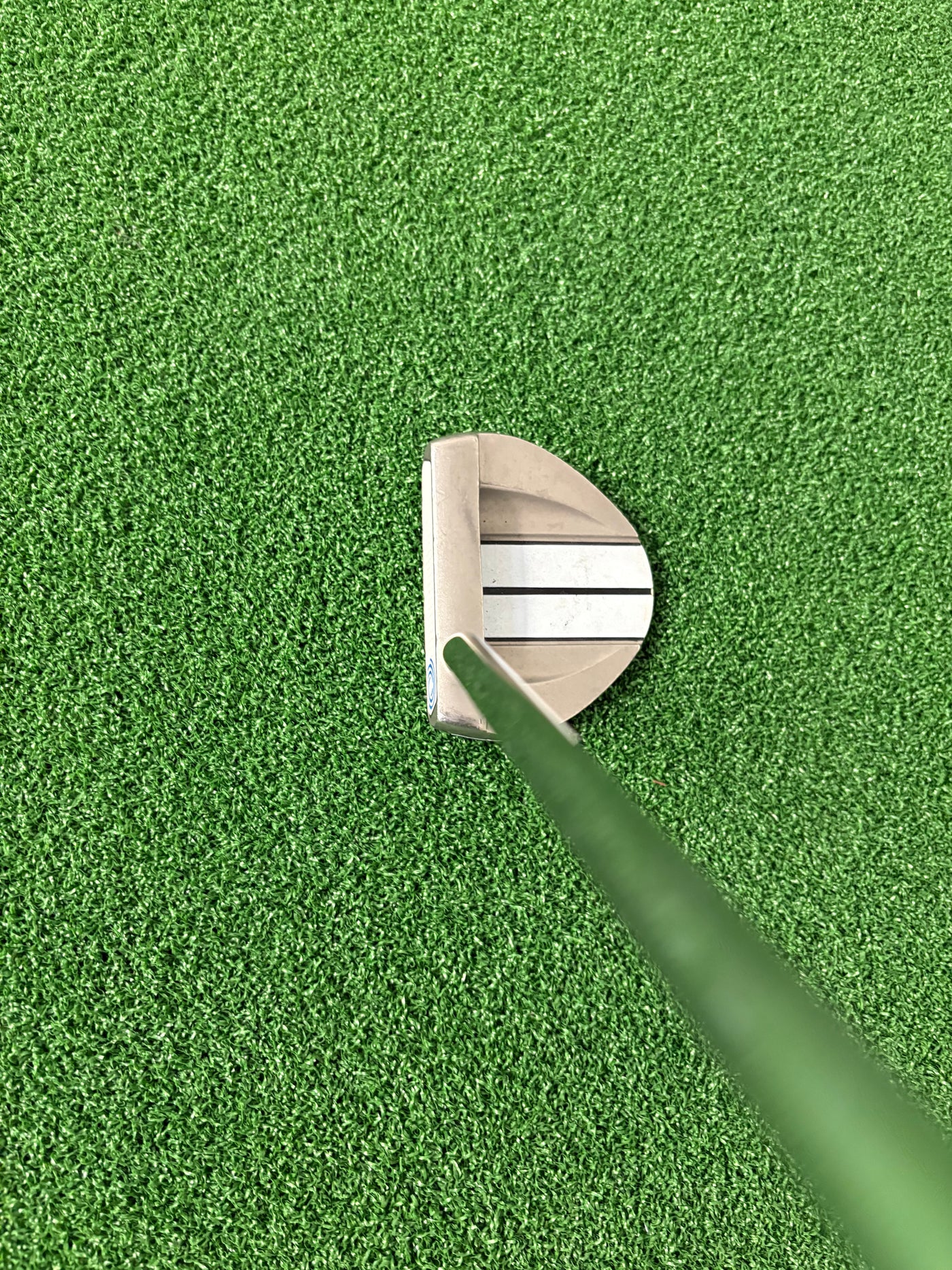 Odyssey White Hot RX V-Line (33")