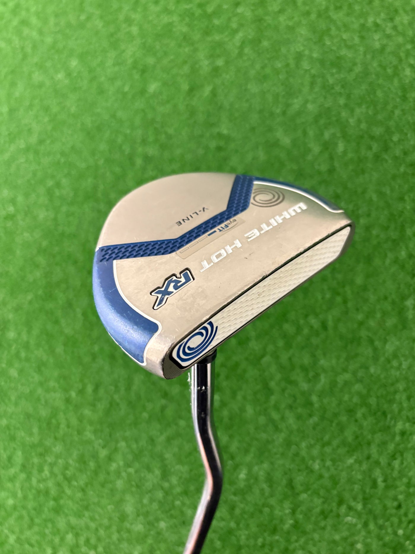 Odyssey White Hot RX V-Line (33")