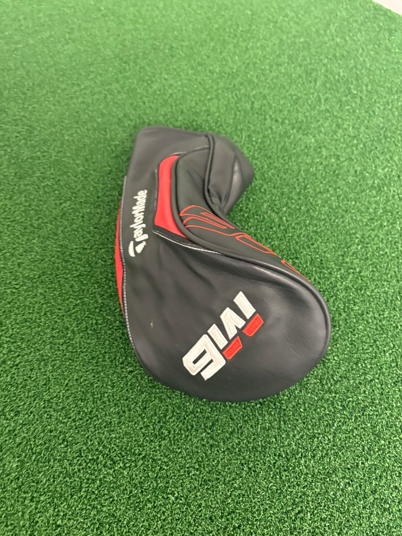 Taylormade M6 9.0* (Stiff)