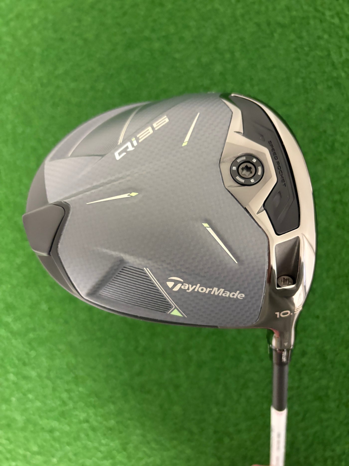 Taylormade Qi35 10.5* (Stiff)